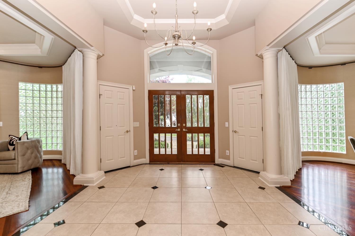 3 Cloister Court