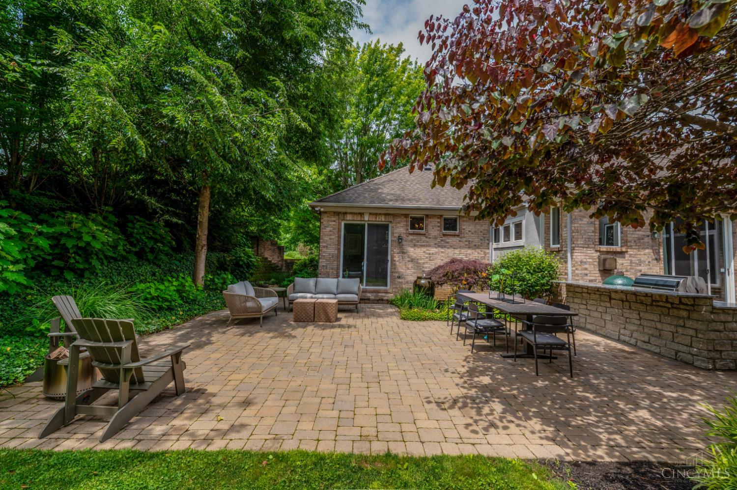 3 Cloister Court