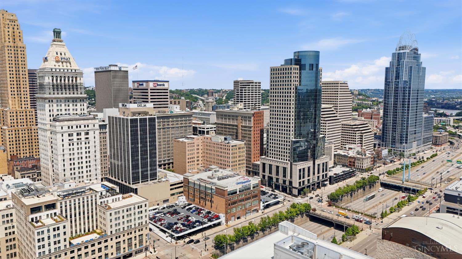 15 W Fourth Street Unit: 202