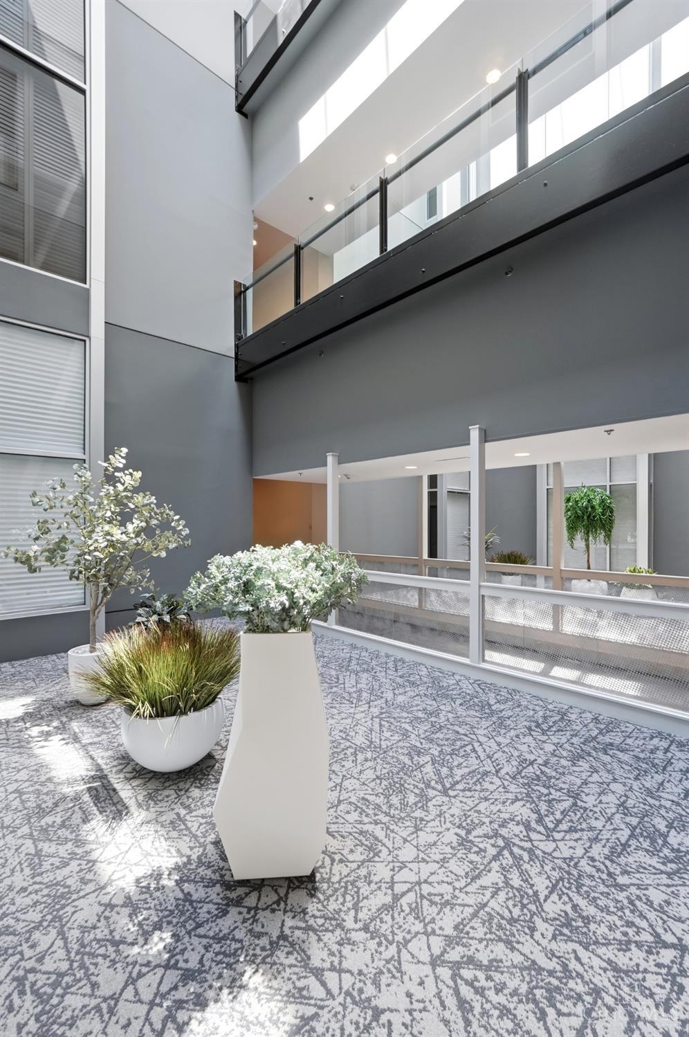 15 W Fourth Street Unit: 202