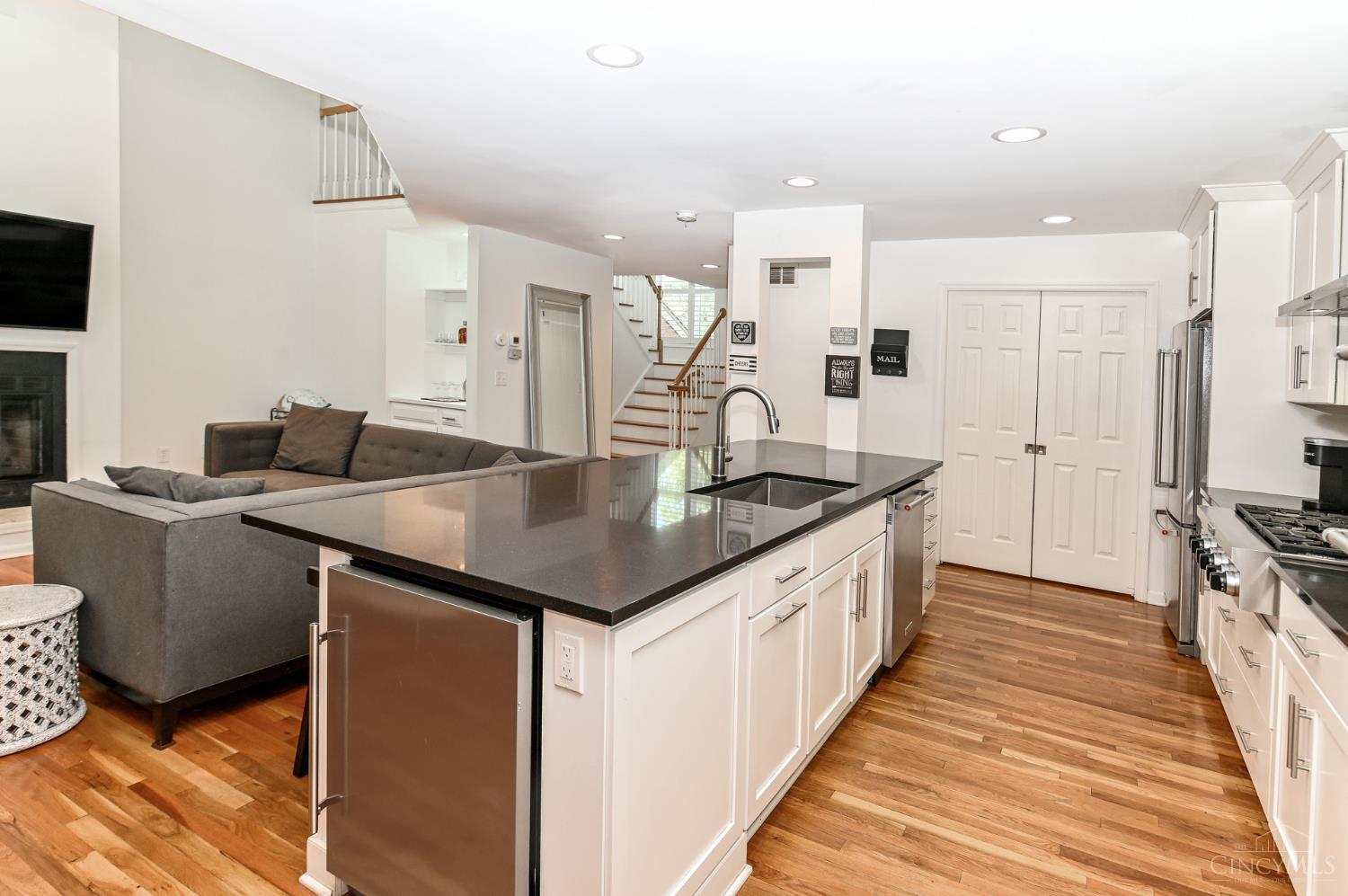 696 Totten Way