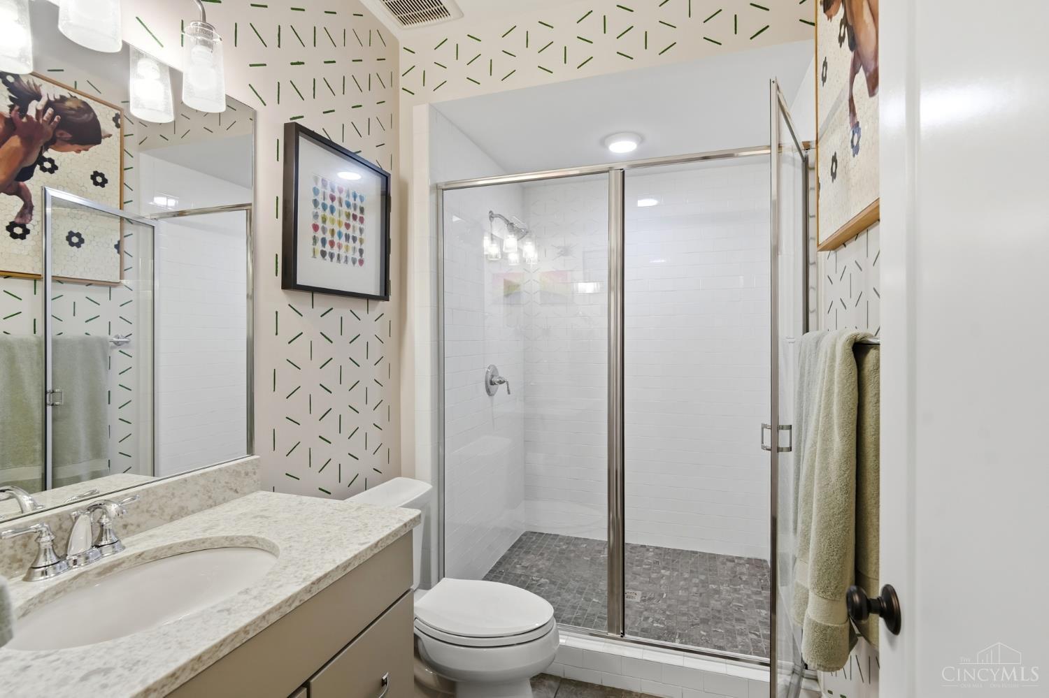 221 W Fifteenth Street