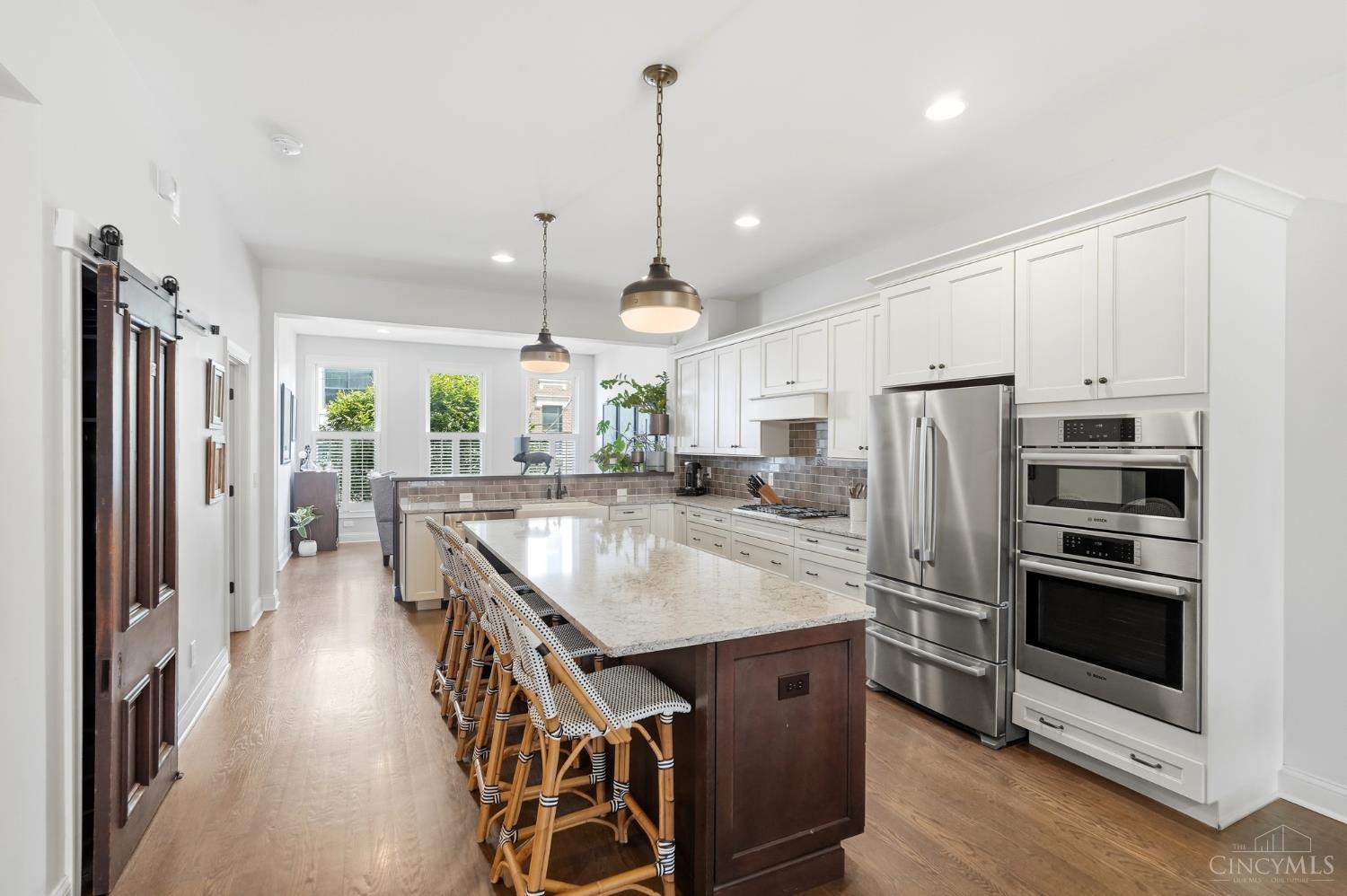 221 W Fifteenth Street