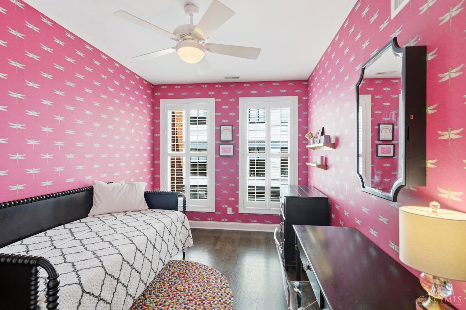 221 W Fifteenth Street
