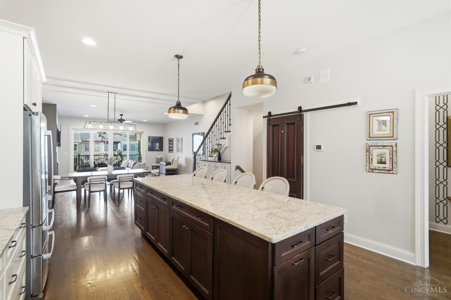 221 W Fifteenth Street