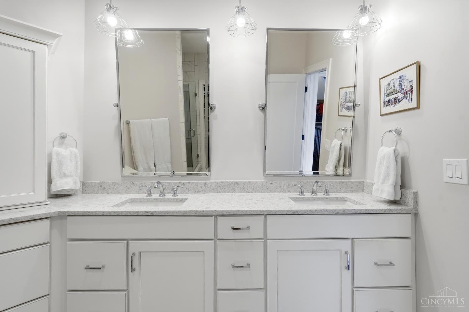 221 W Fifteenth Street