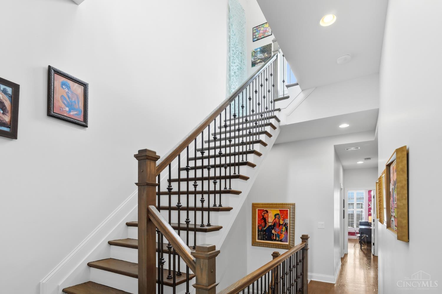221 W Fifteenth Street