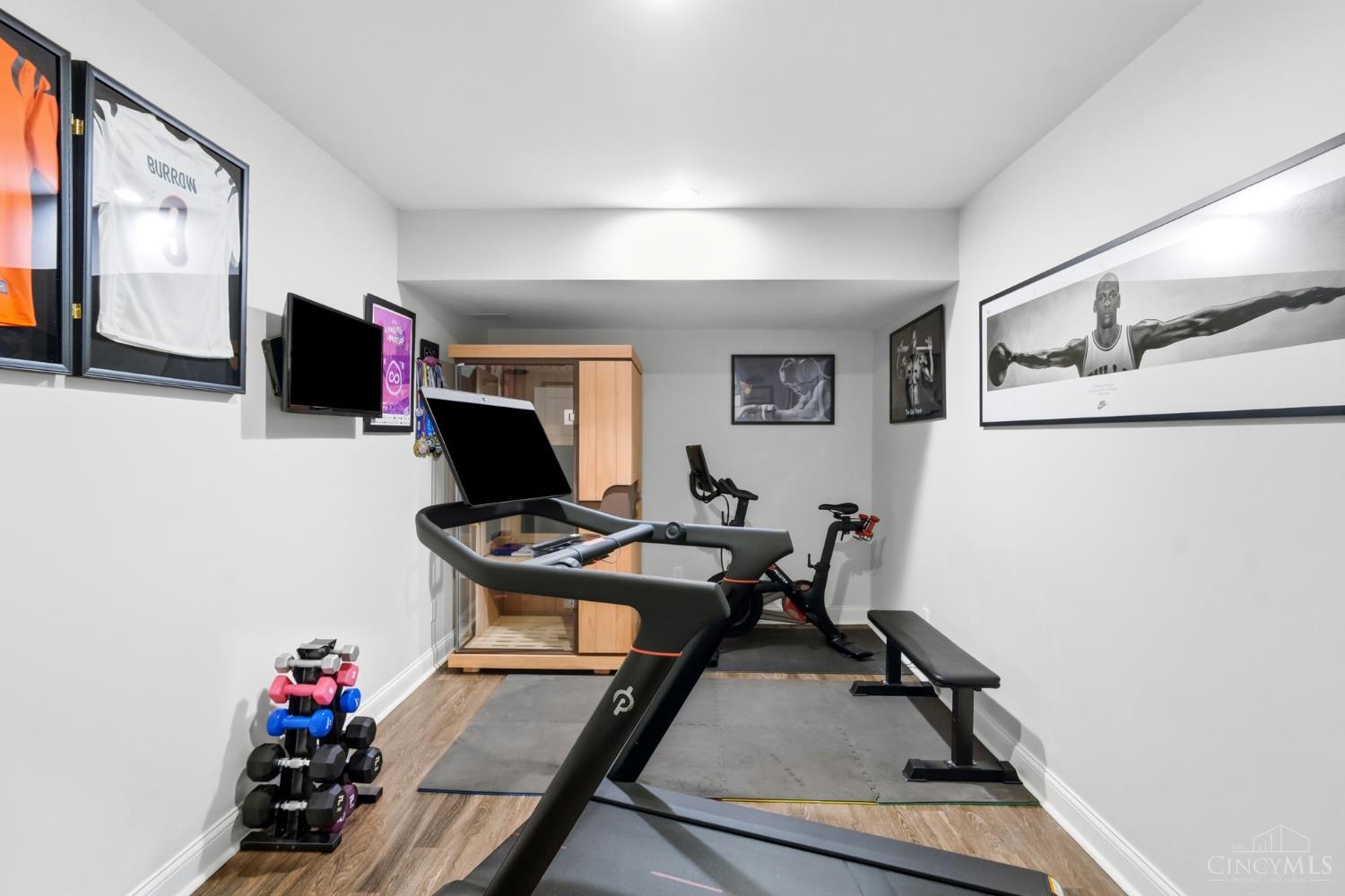 221 W Fifteenth Street