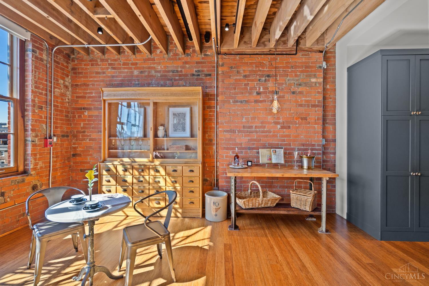 214 E Fourteenth Street Unit: 4A