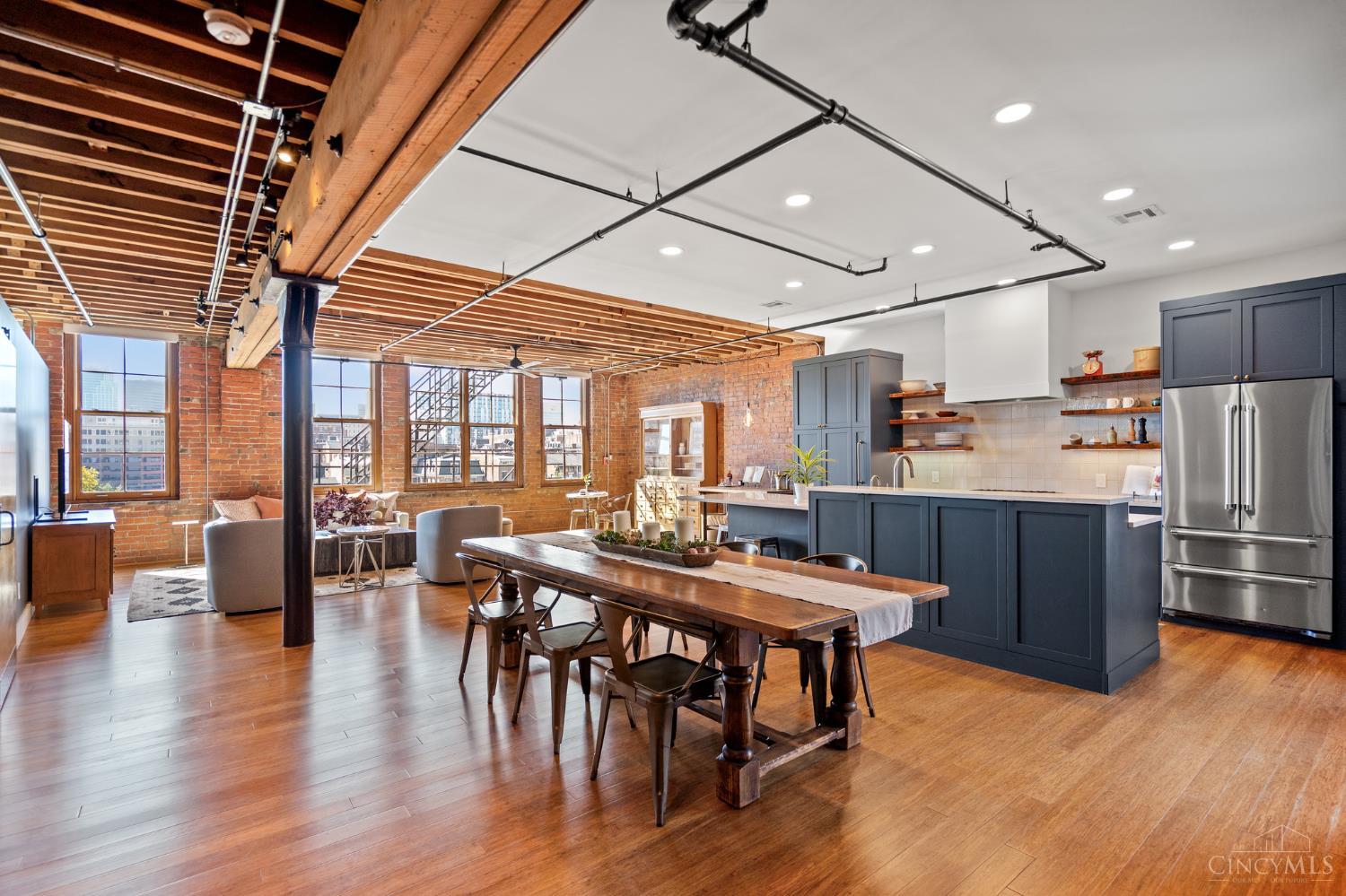 214 E Fourteenth Street Unit: 4A