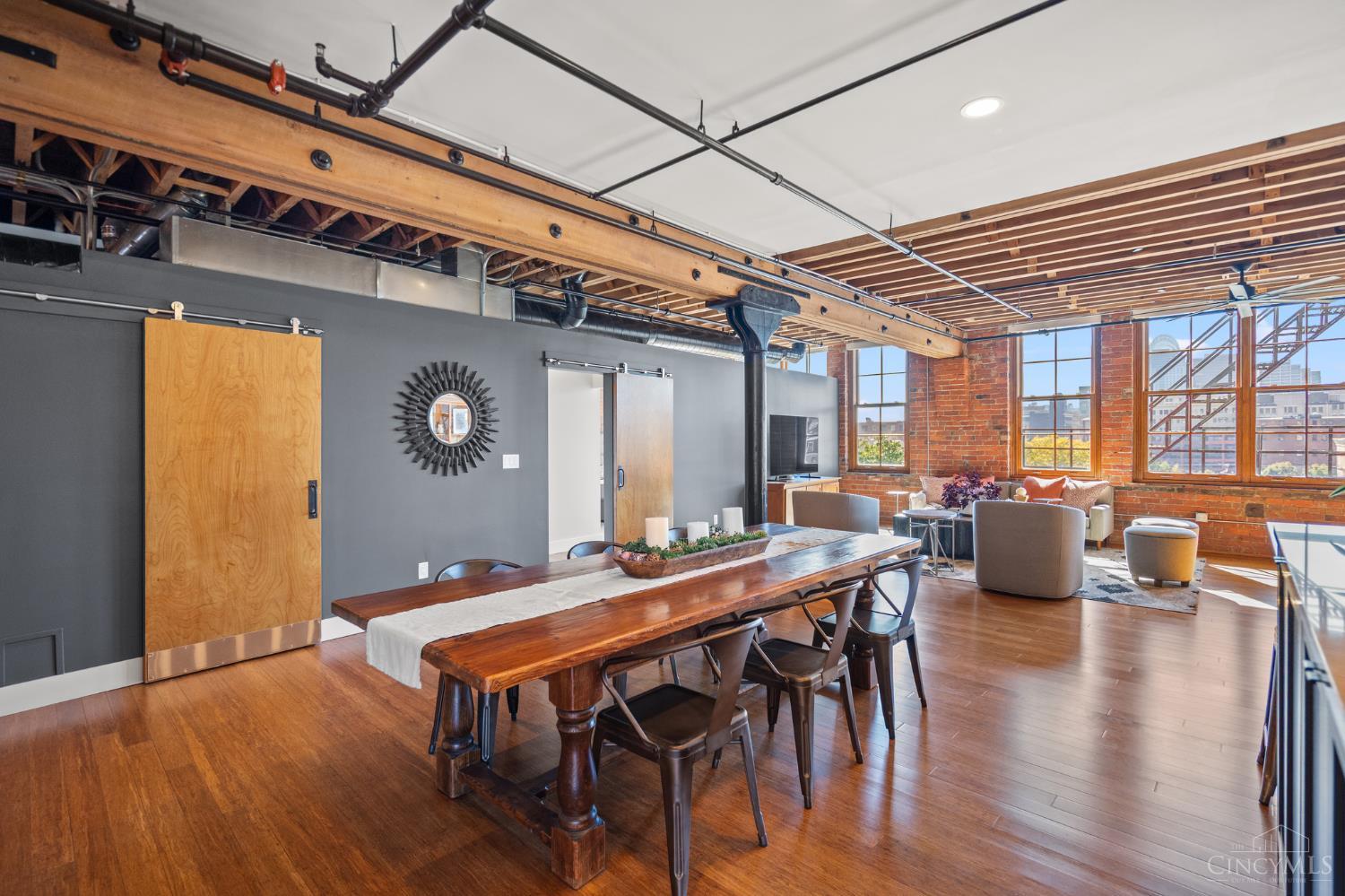 214 E Fourteenth Street Unit: 4A