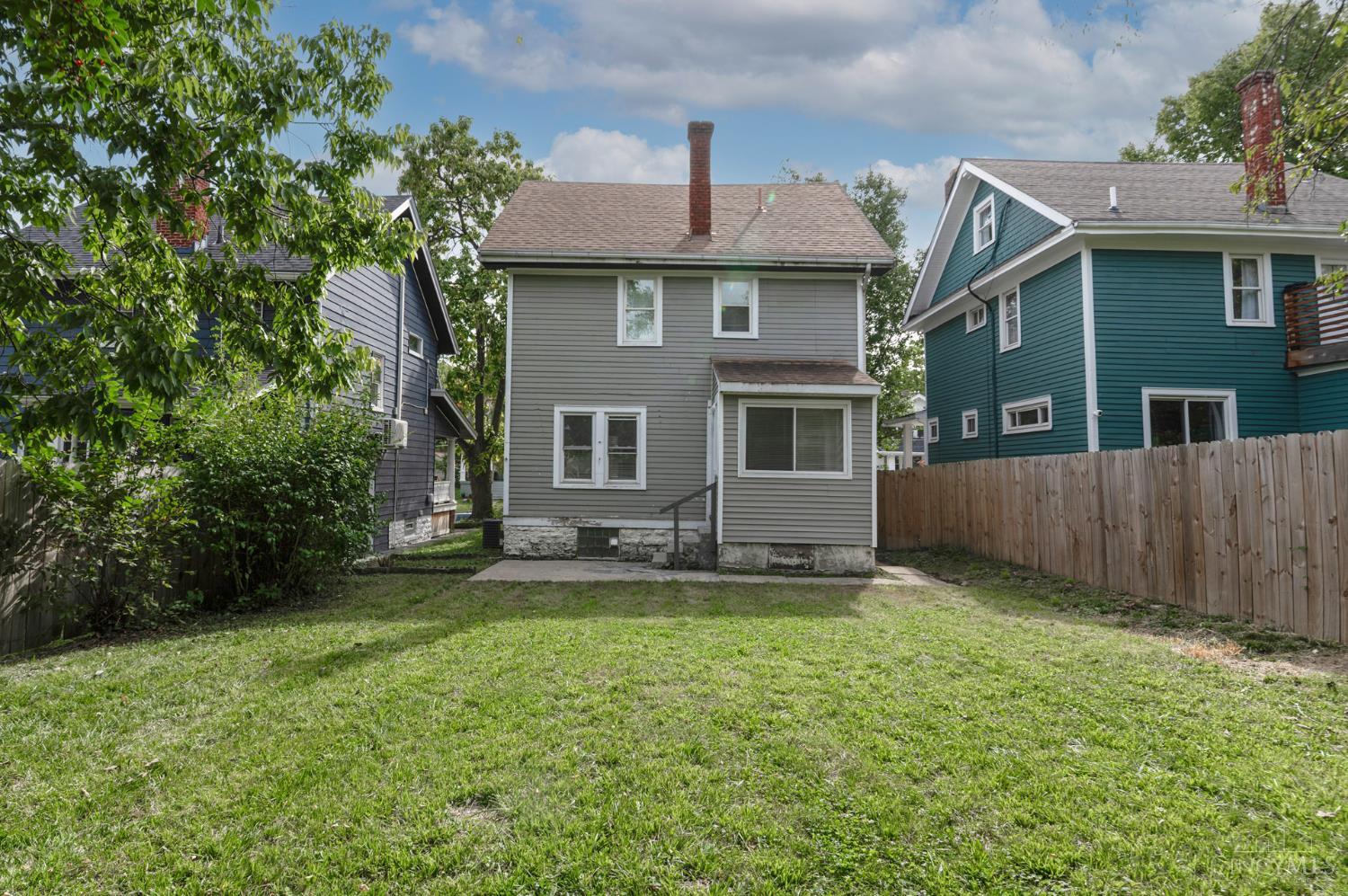 1946 Hewitt Avenue
