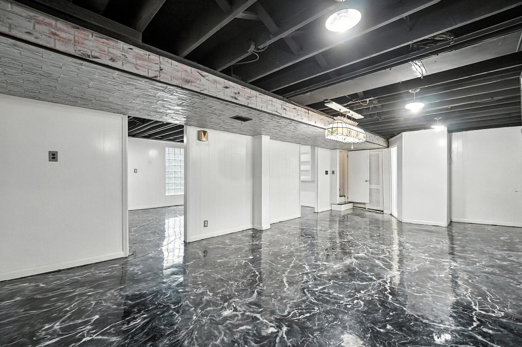 328 Locust Street