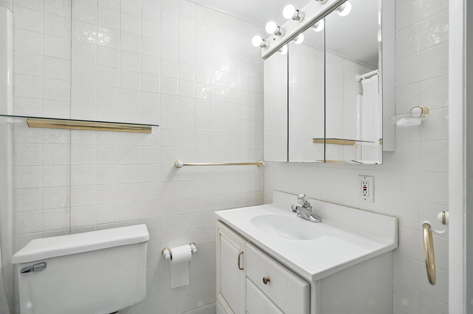 328 Locust Street