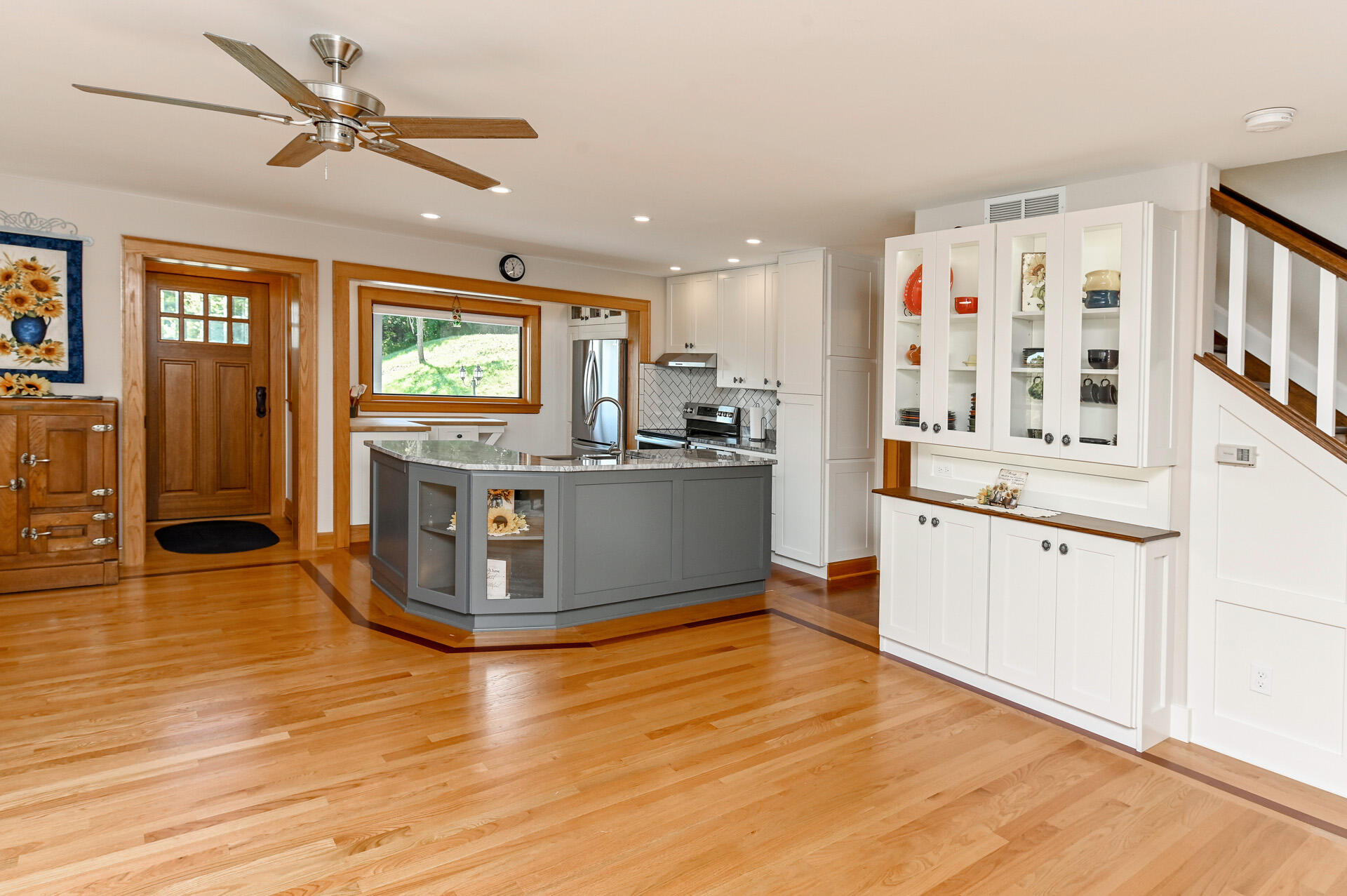4883 Woolper Road