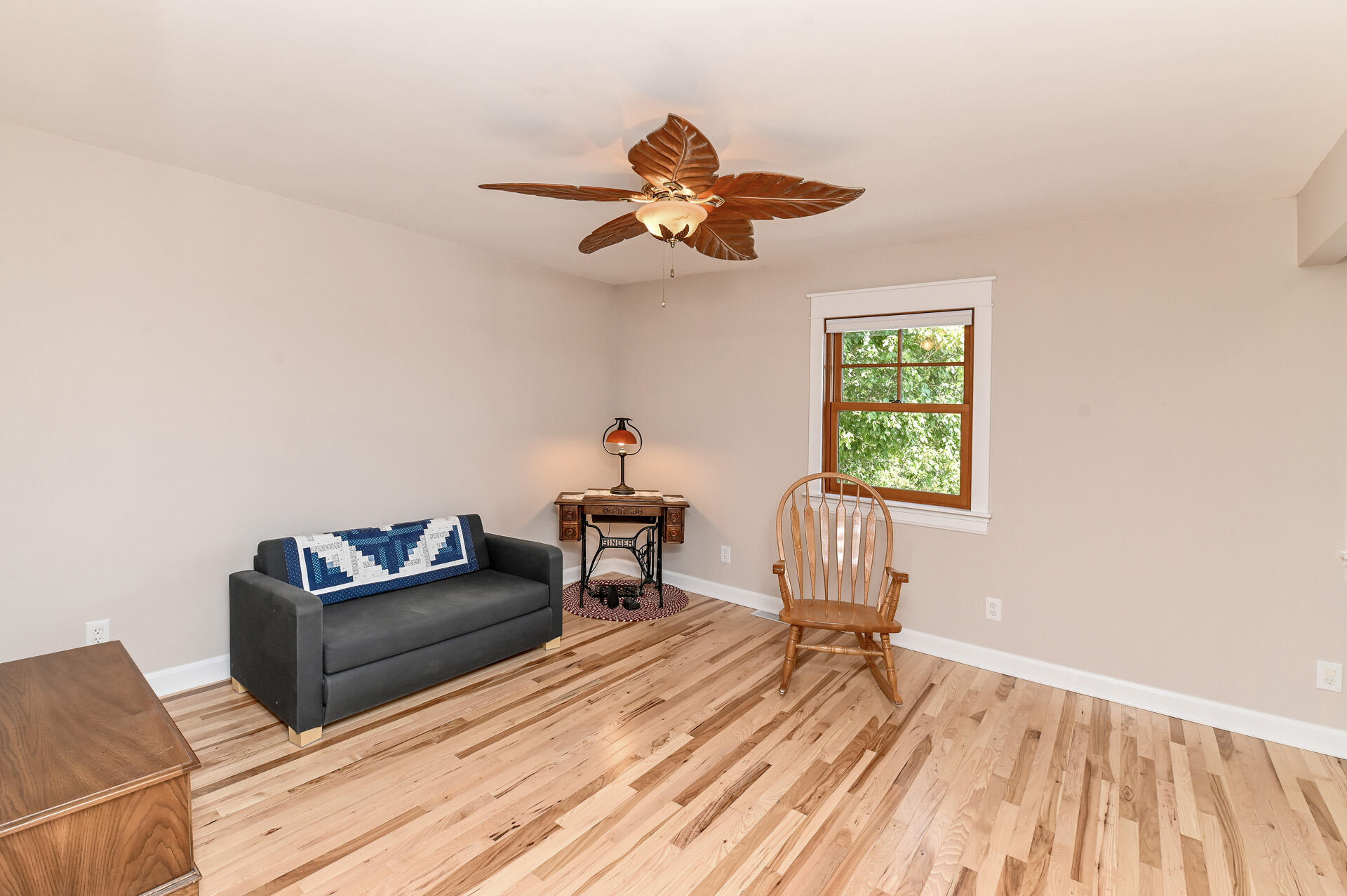 4883 Woolper Road