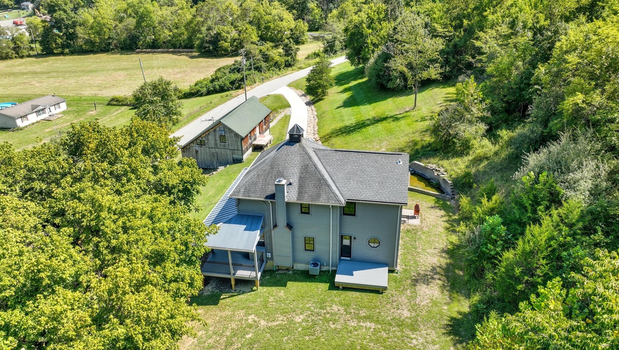 4883 Woolper Road