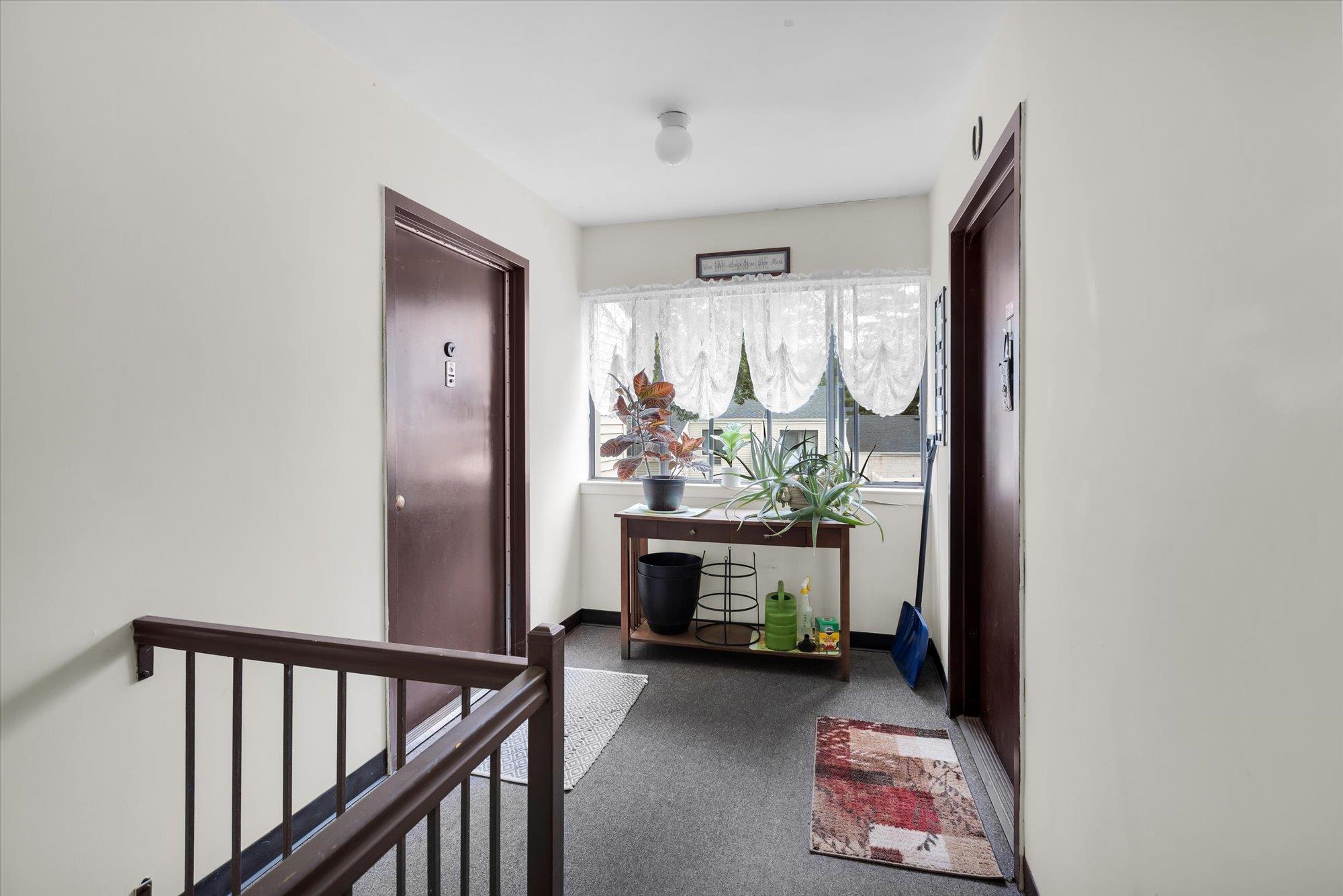 42 Richmond Boulevard Unit: 4B