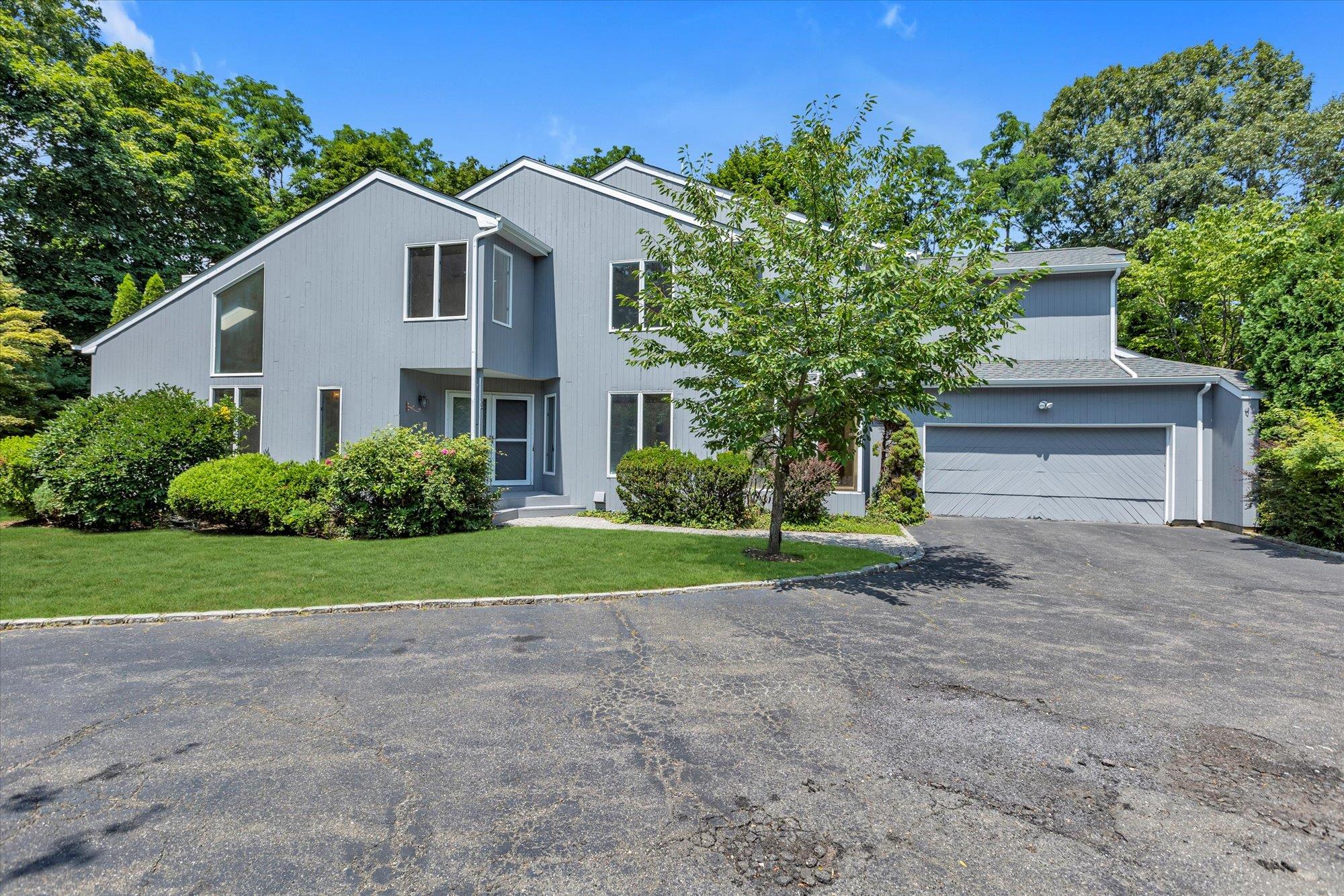 2 Heiko Court