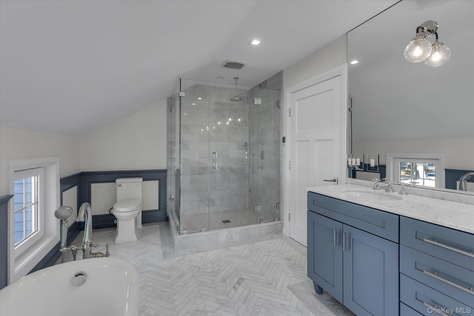 22 Fort Salonga Road