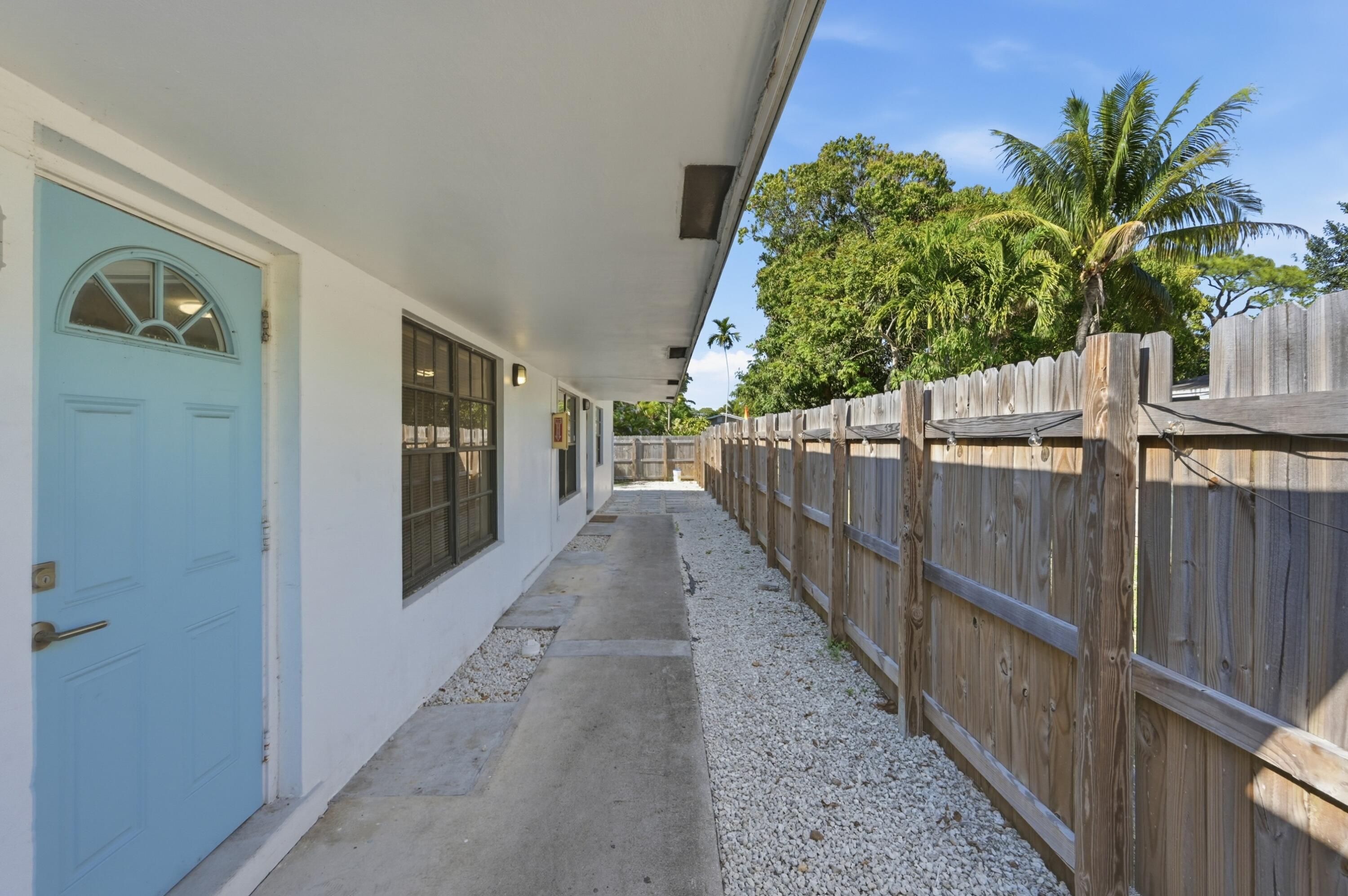 629 NE 36th Street