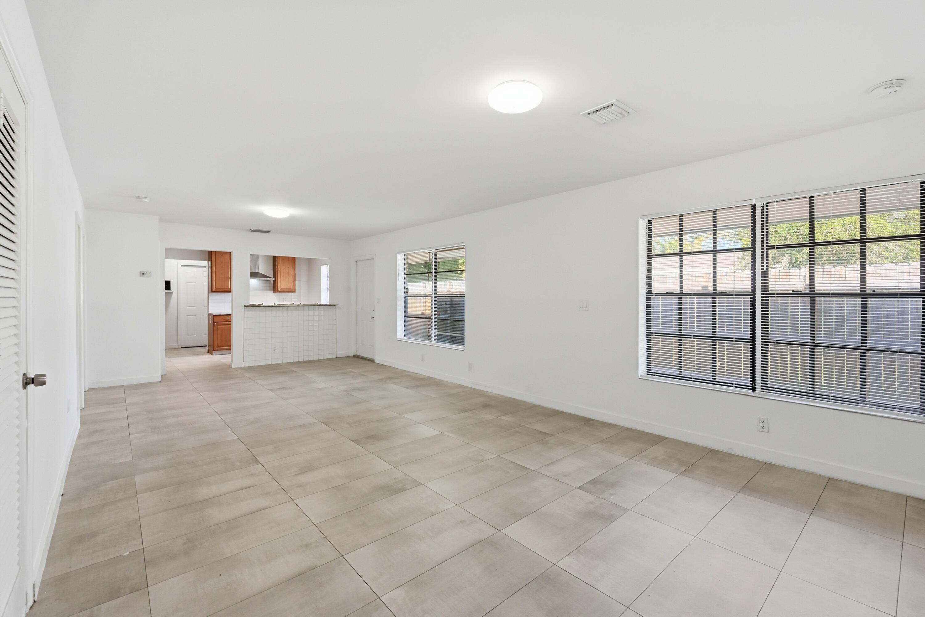 629 NE 36th Street