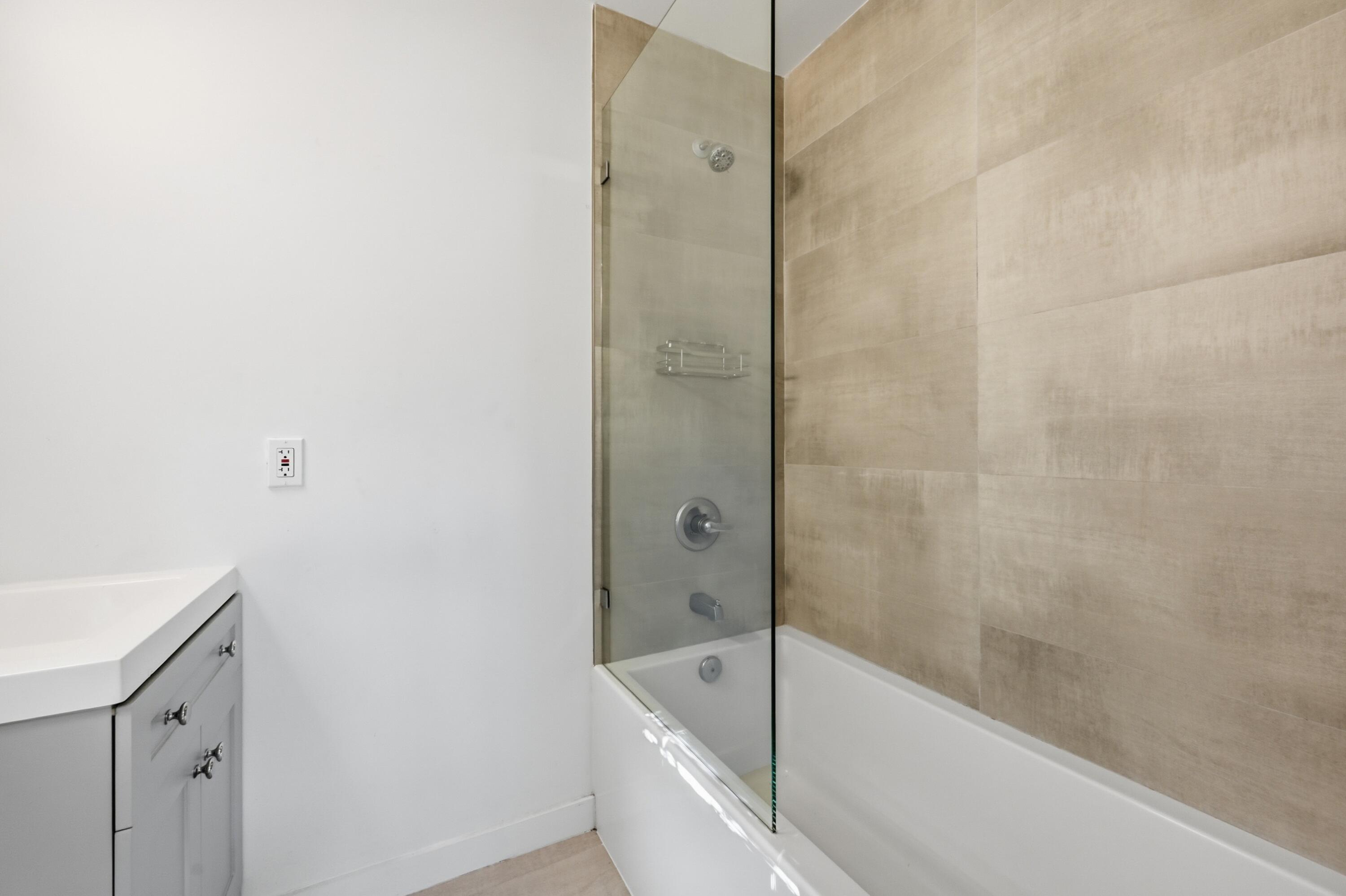 629 NE 36th Street