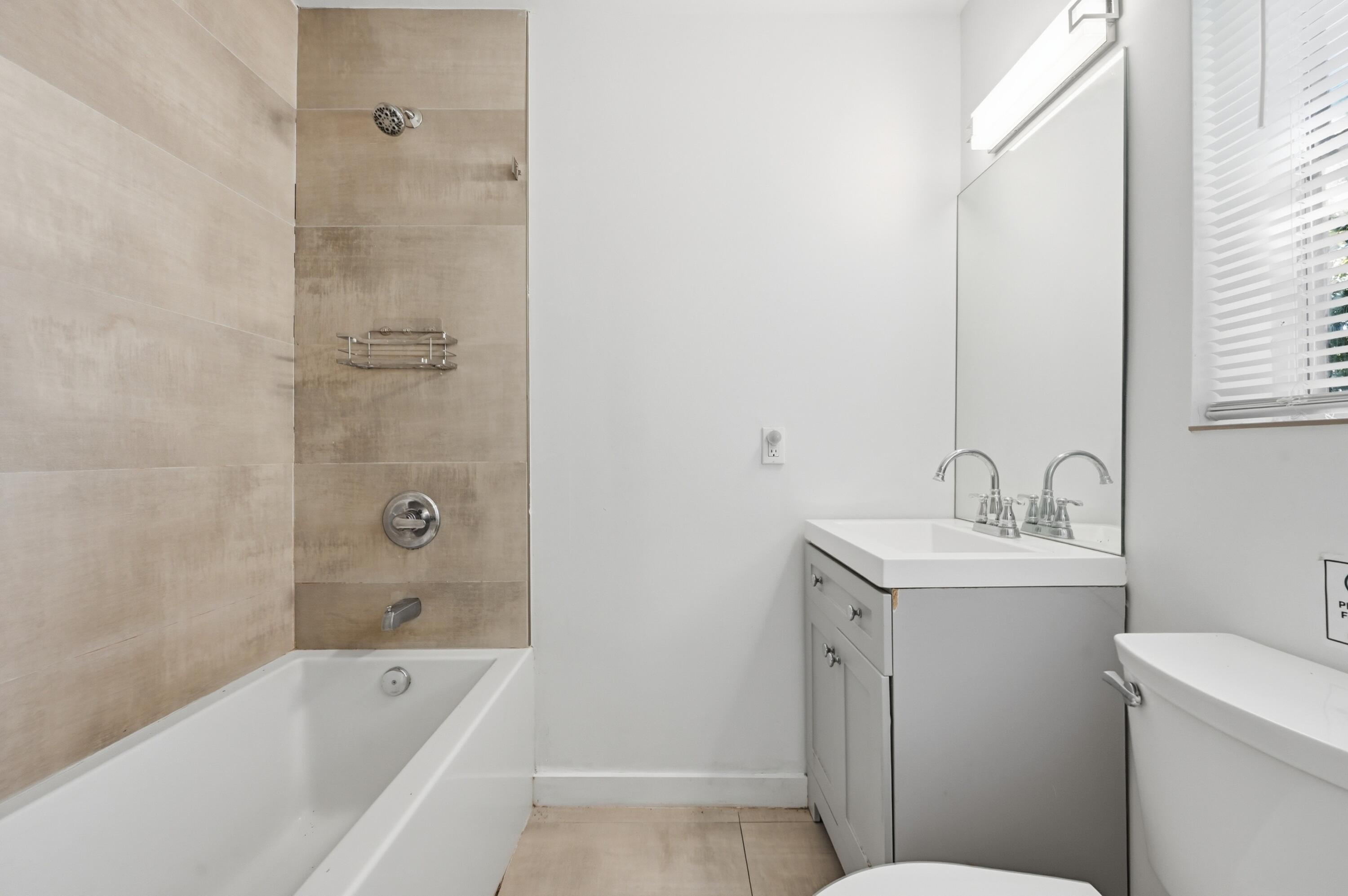 629 NE 36th Street