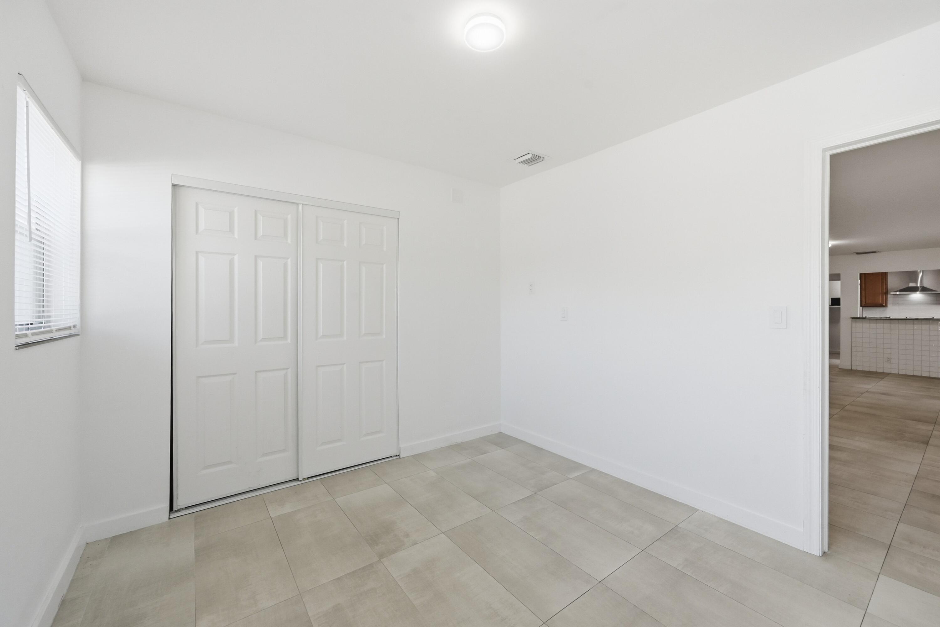 629 NE 36th Street
