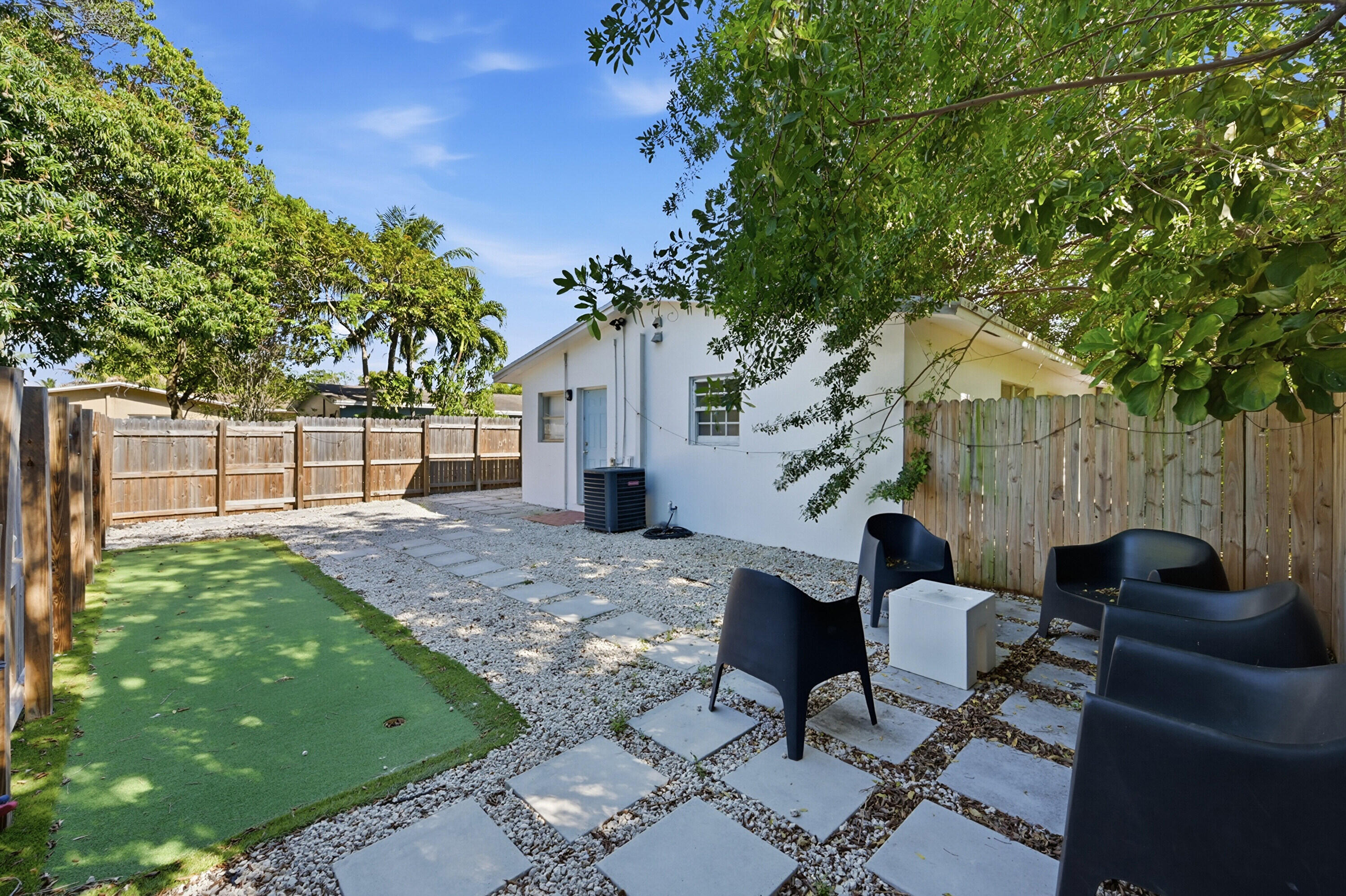 629 NE 36th Street