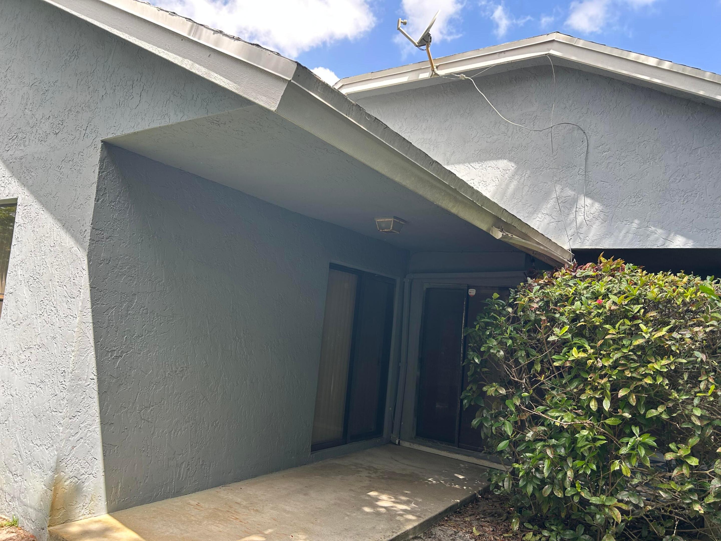 5124 NW 42nd Terrace
