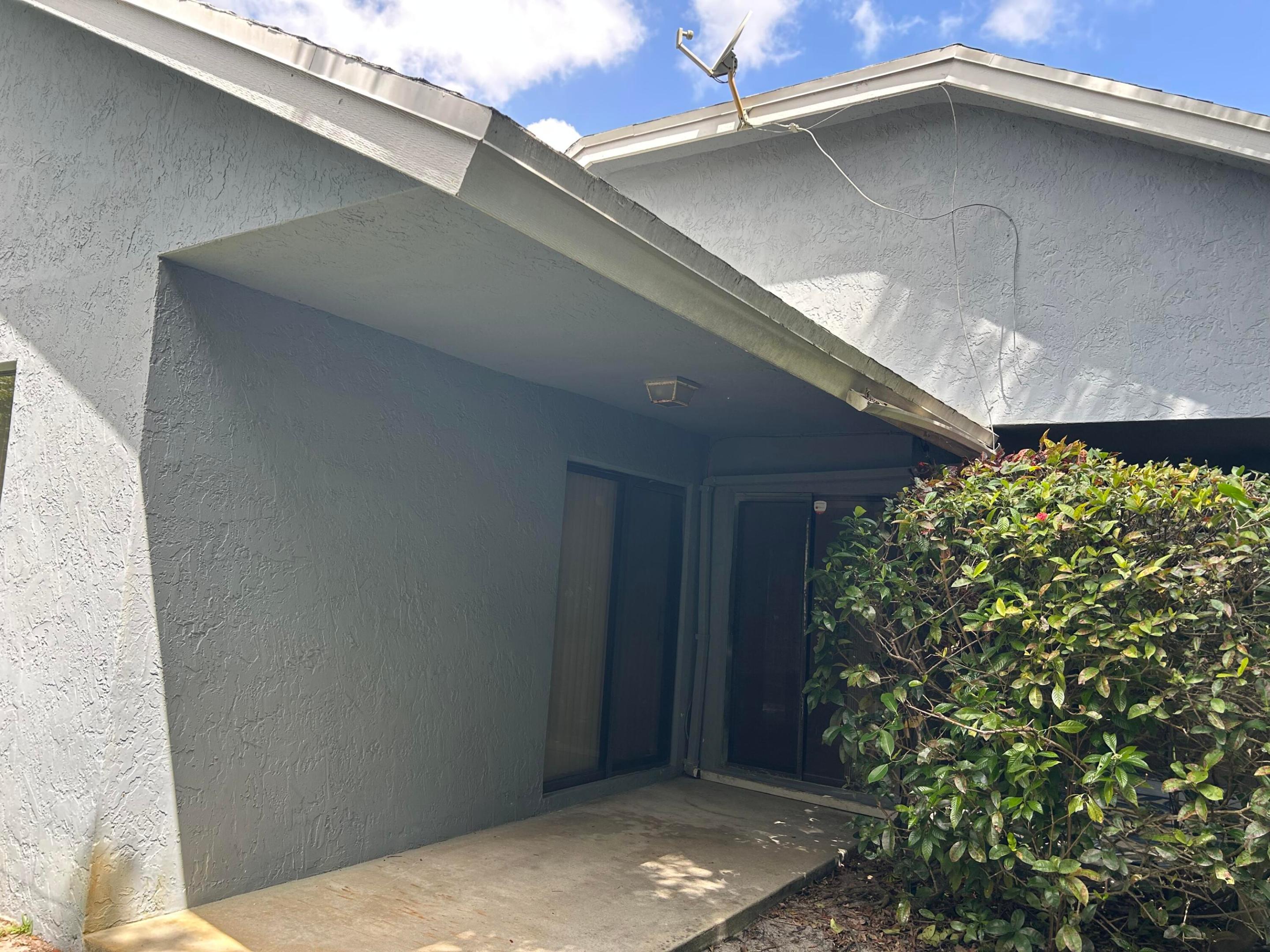 5124 NW 42nd Terrace