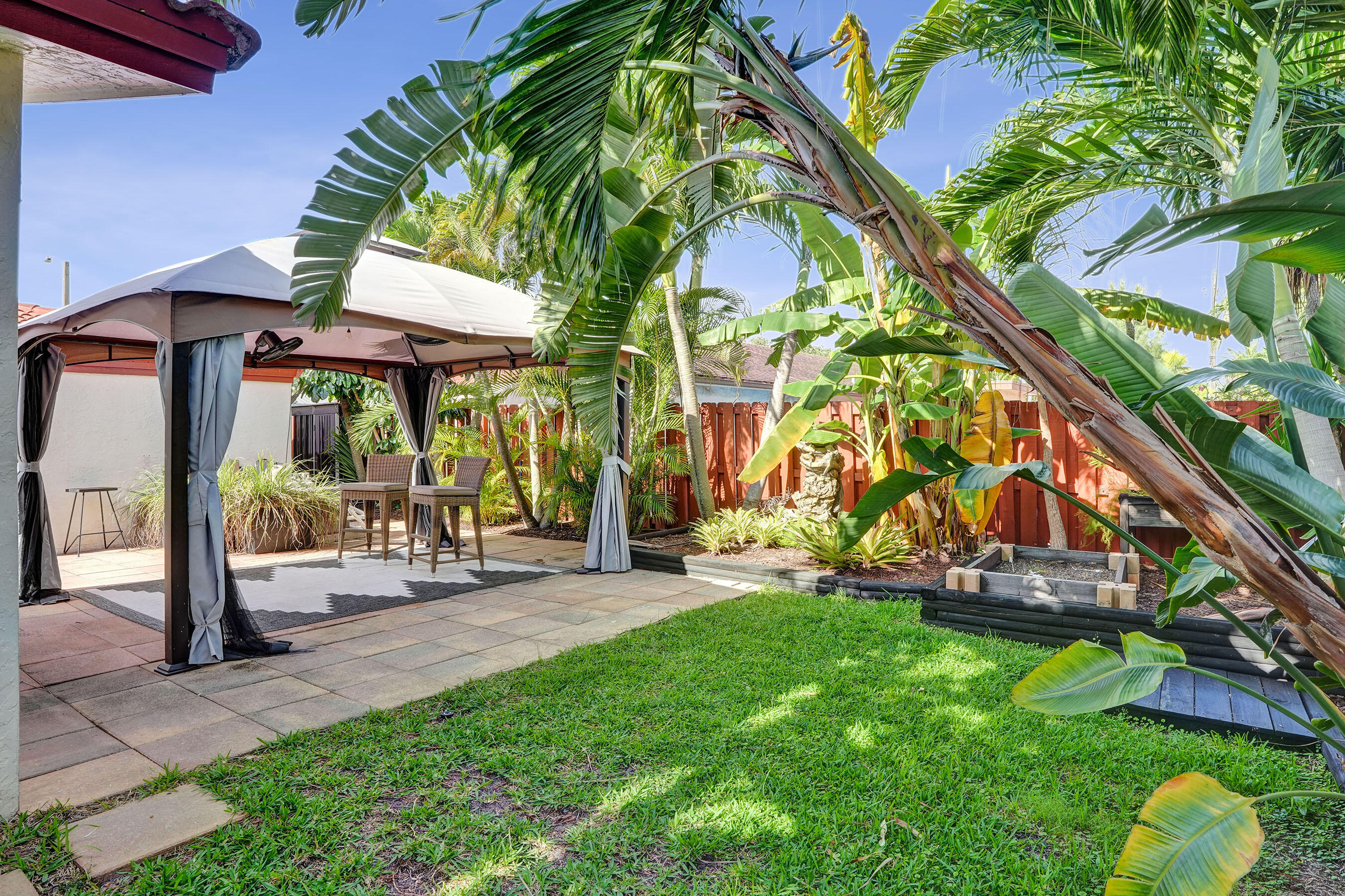 1821 NW 43rd Street