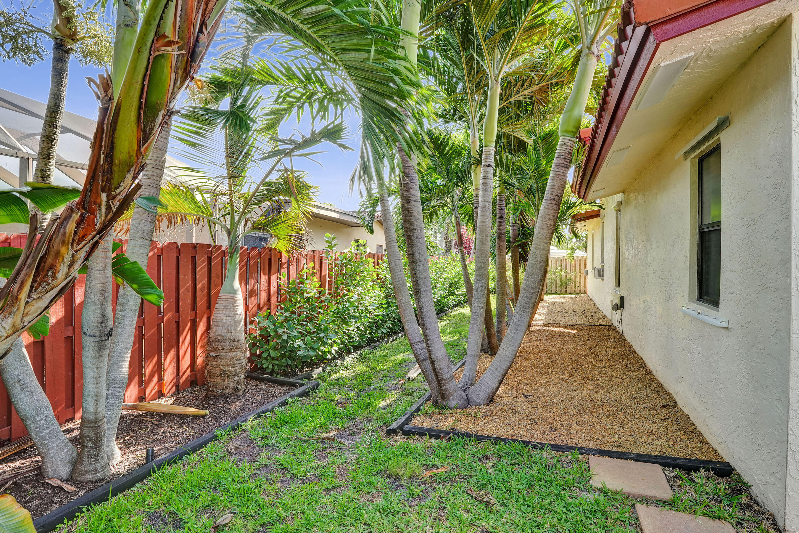1821 NW 43rd Street