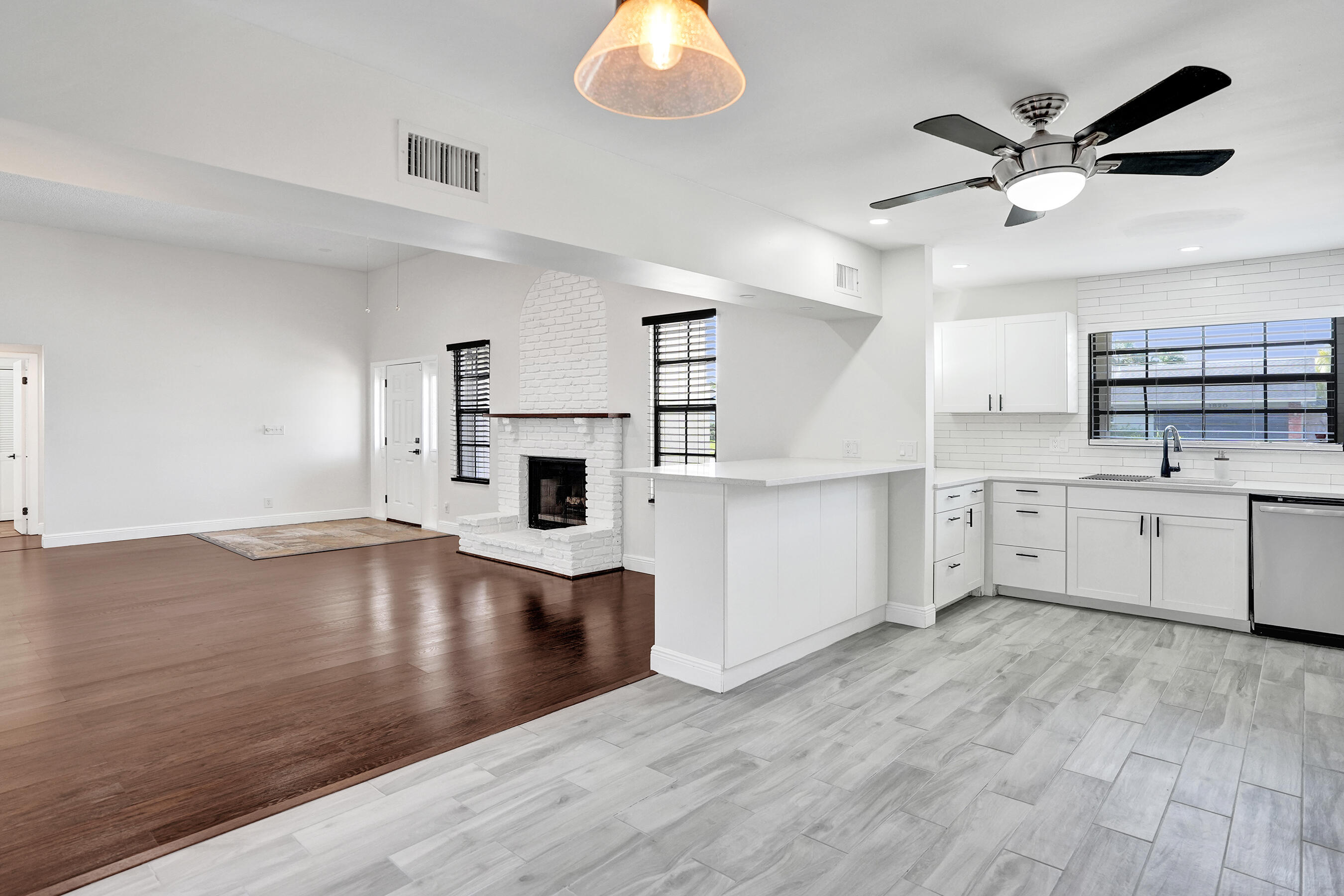 1821 NW 43rd Street