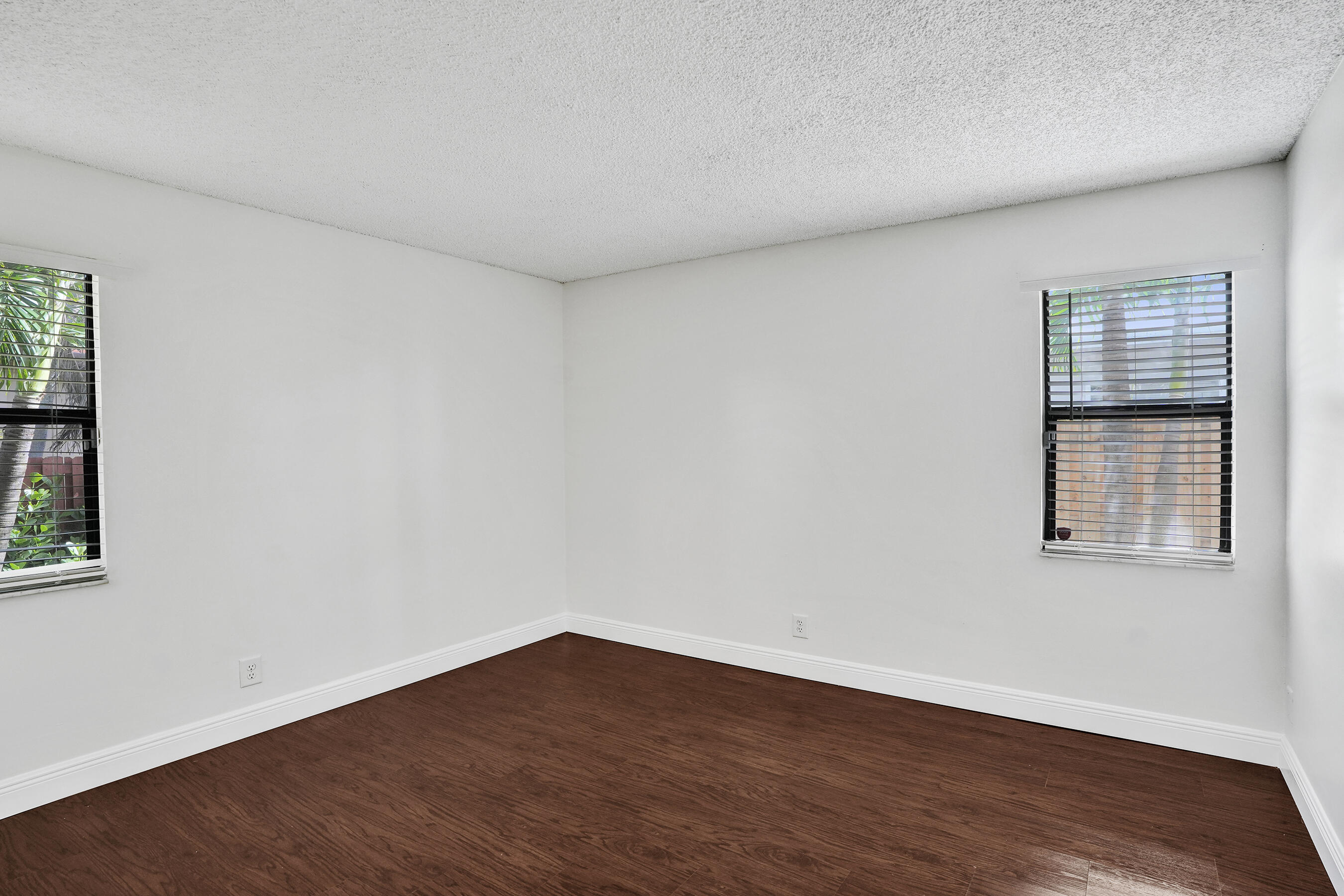 1821 NW 43rd Street