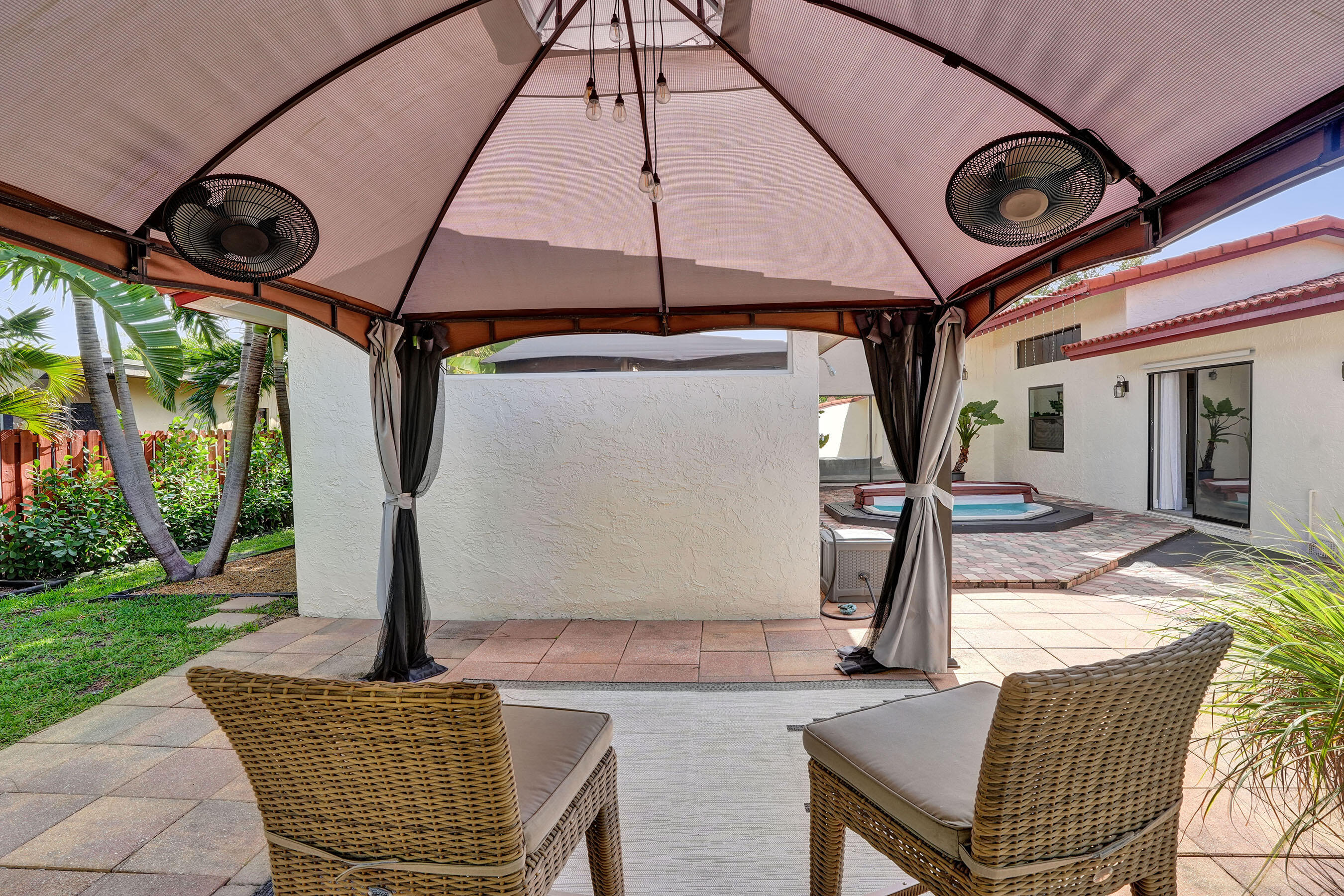 1821 NW 43rd Street