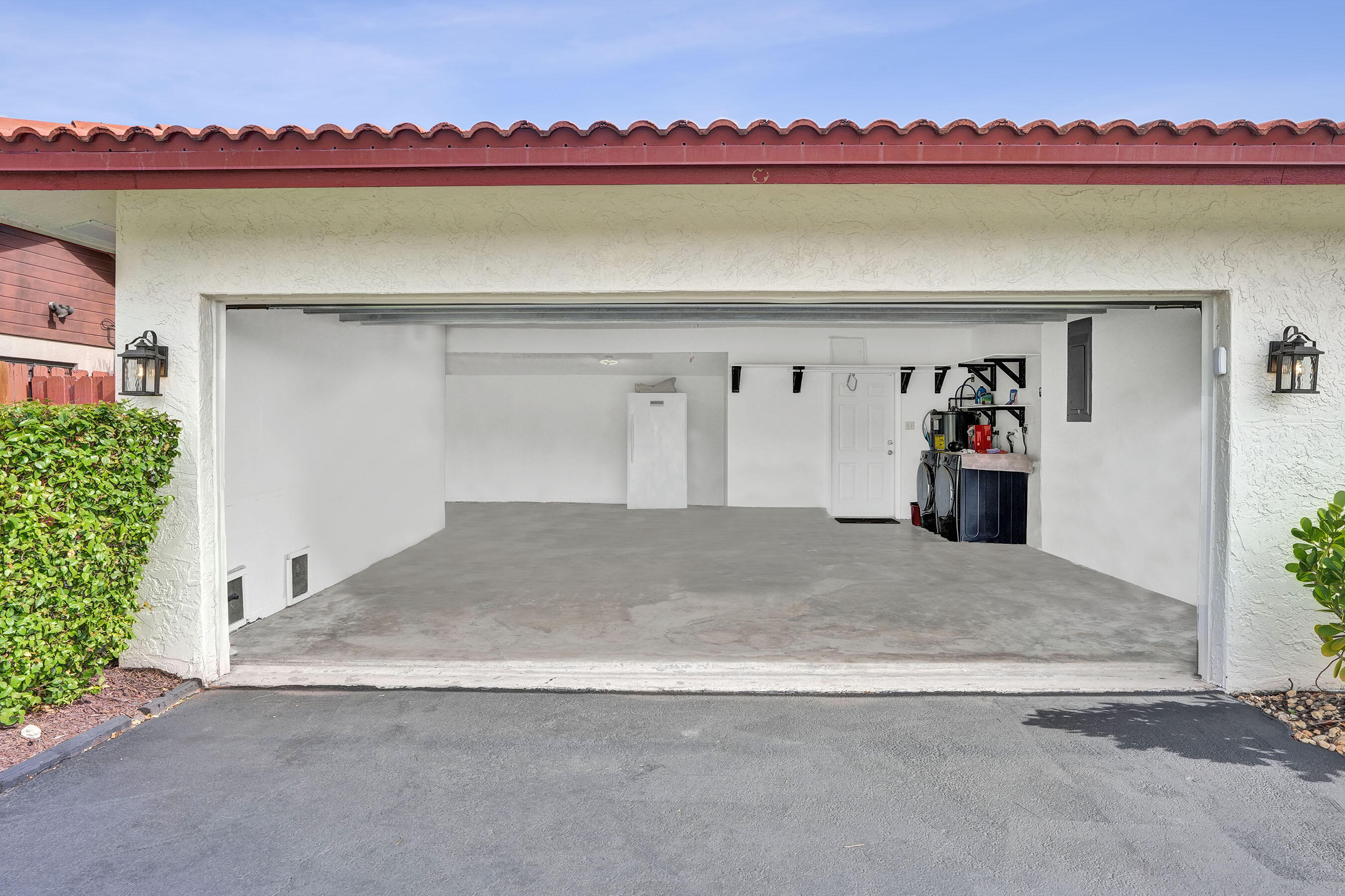 1821 NW 43rd Street