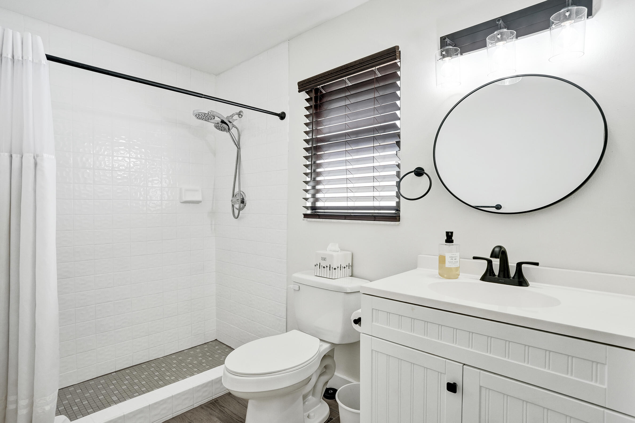 1821 NW 43rd Street