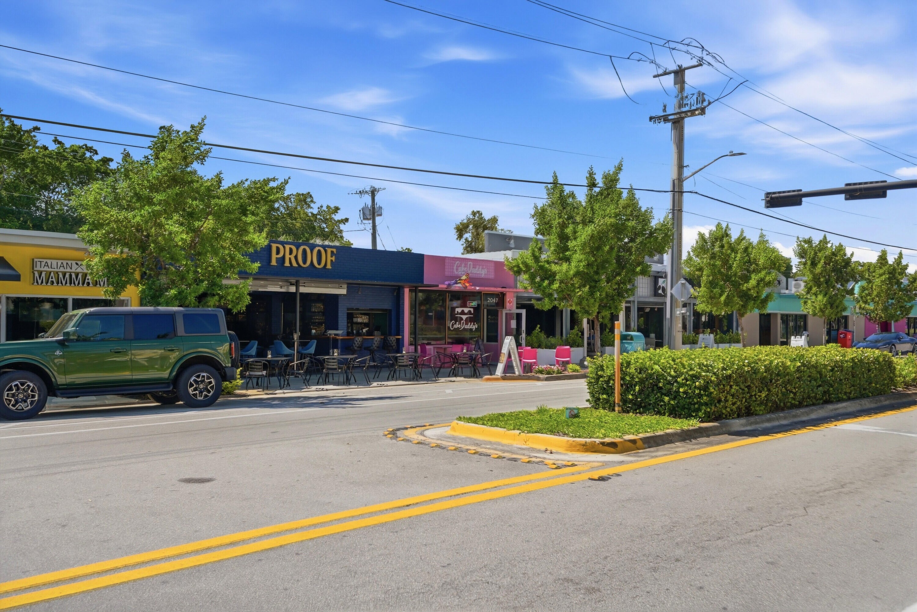 905 NE 28th Street 206