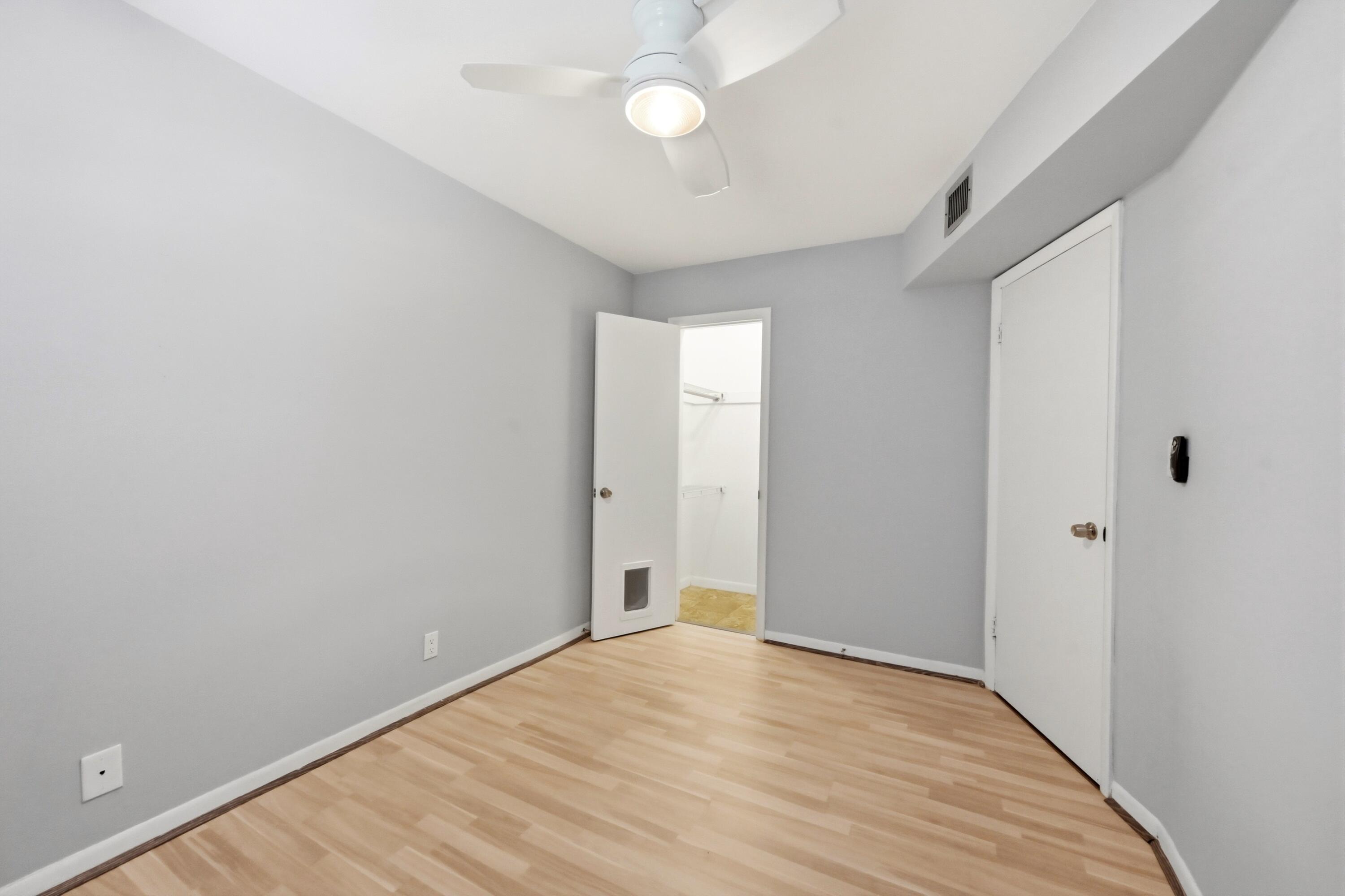 905 NE 28th Street 206