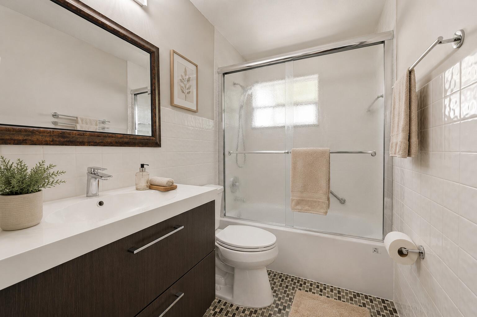 905 NE 28th Street 206
