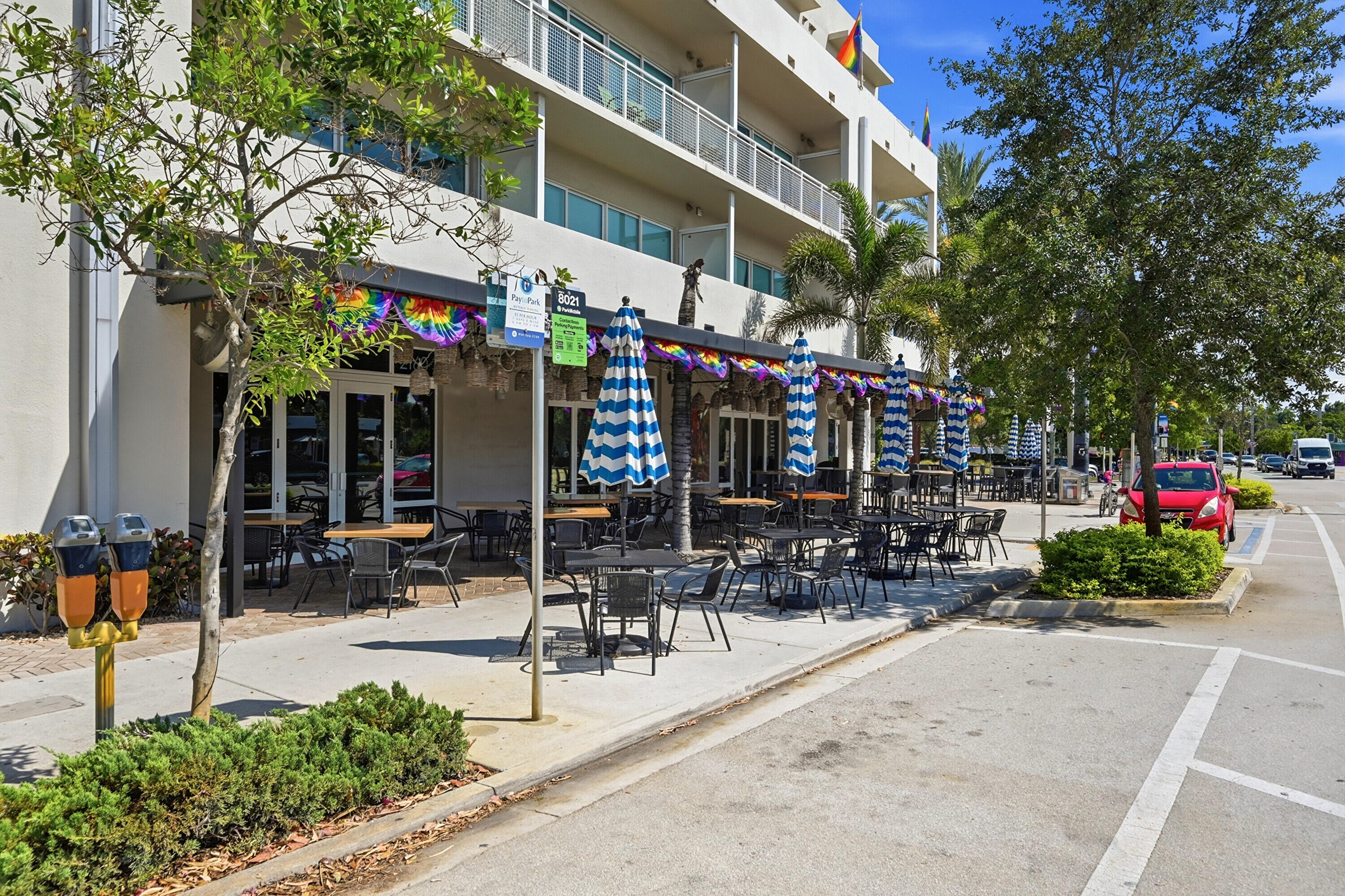 905 NE 28th Street 206
