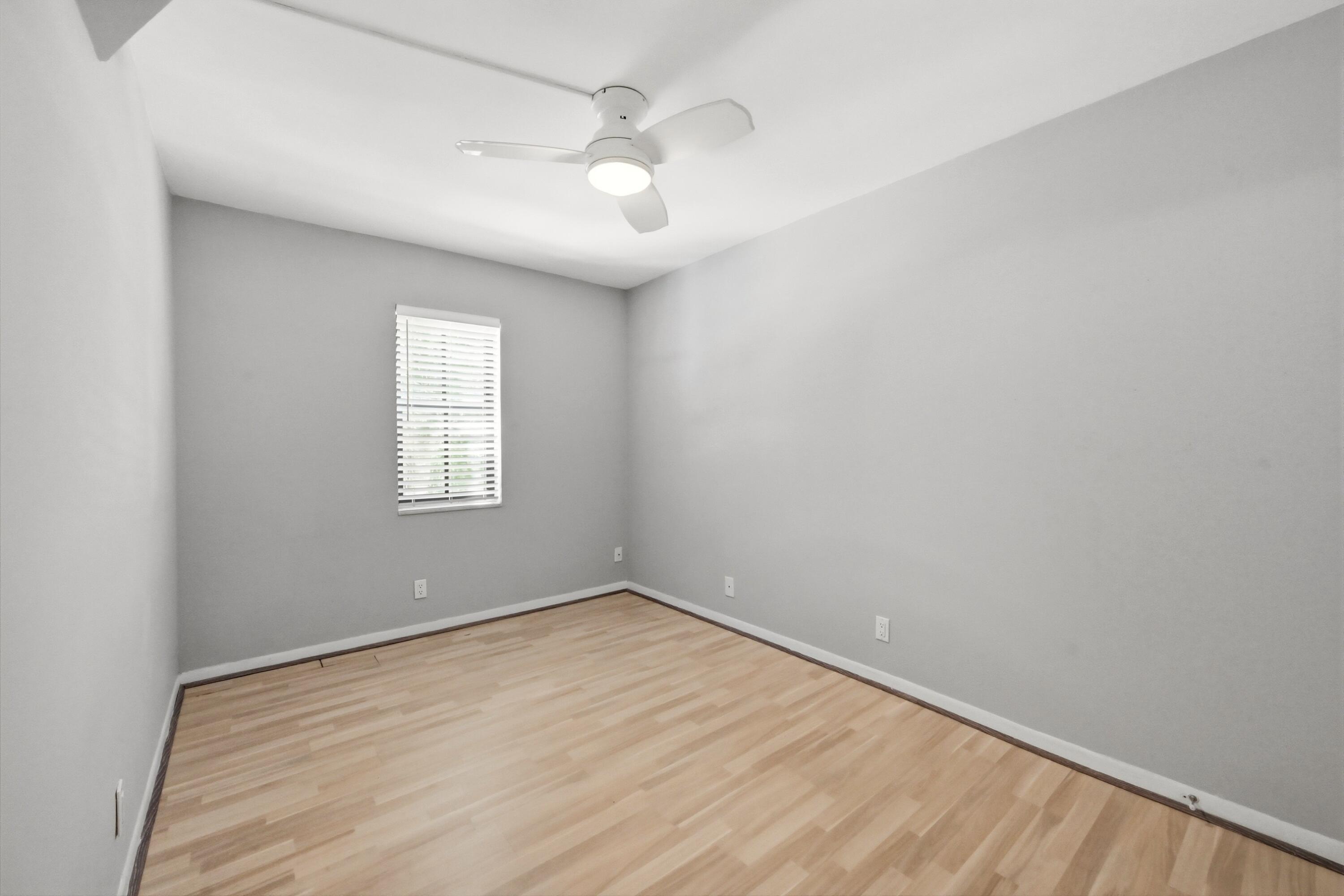 905 NE 28th Street 206