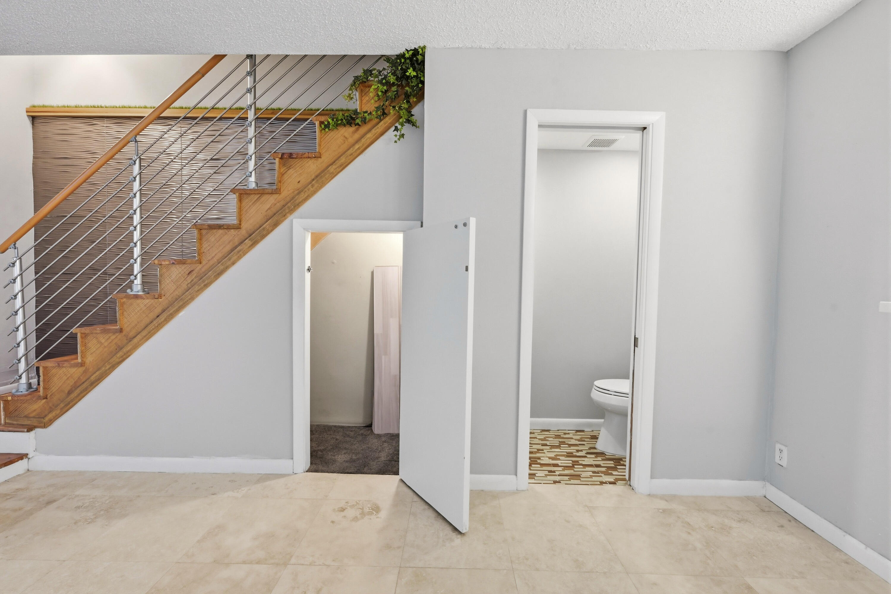 905 NE 28th Street 206