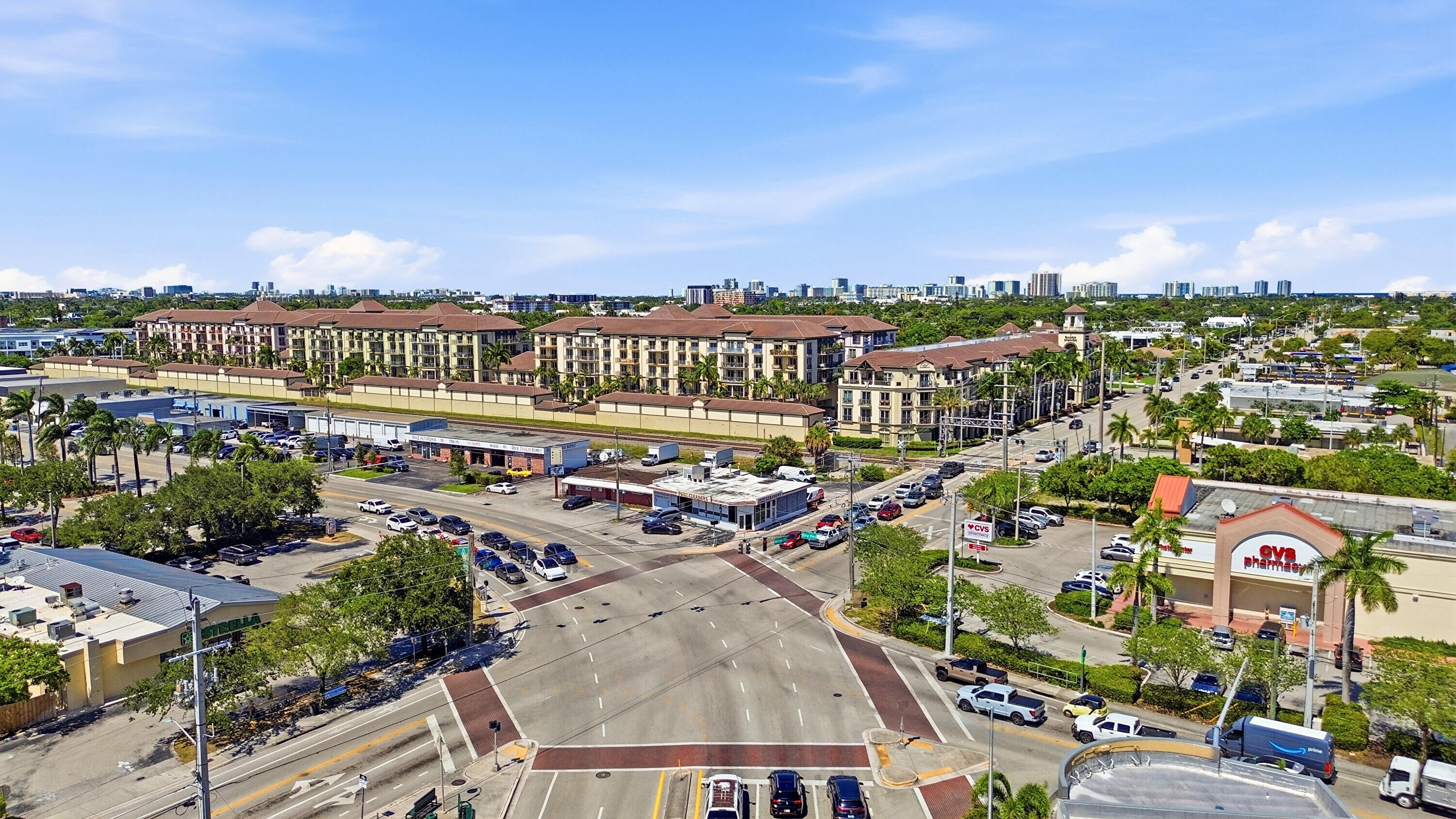 905 NE 28th Street 206