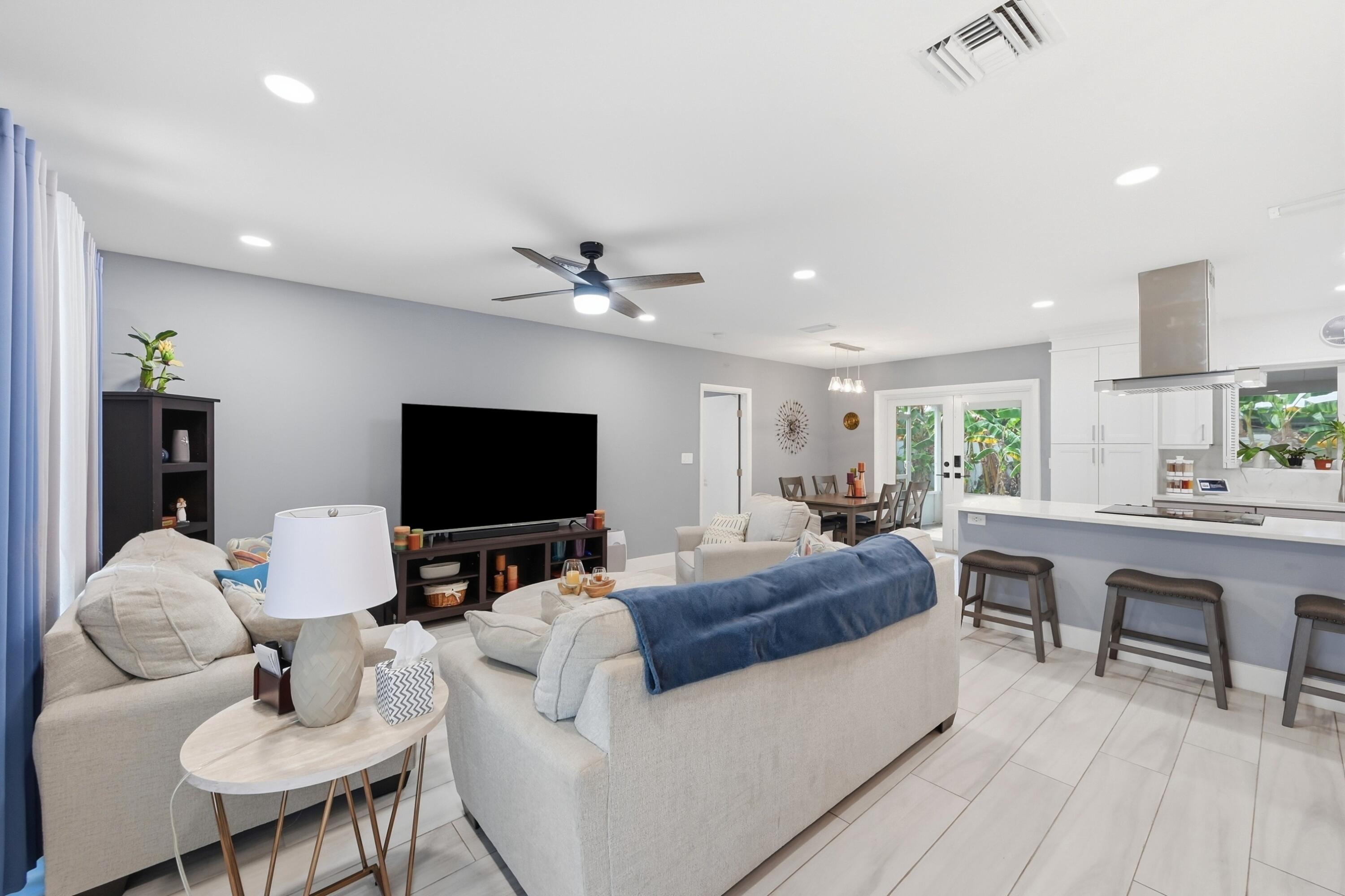 141 SE 8th Street