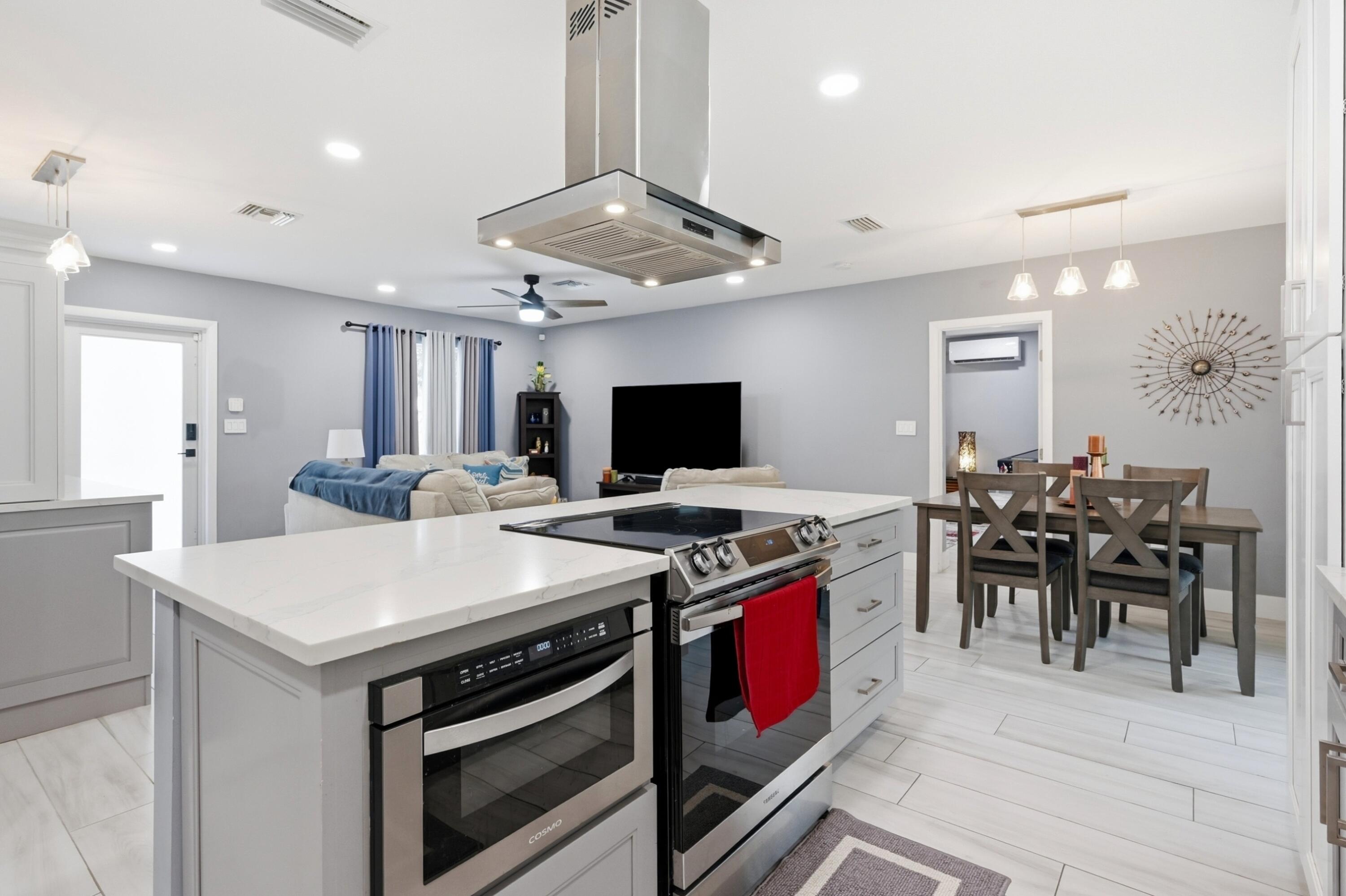 141 SE 8th Street
