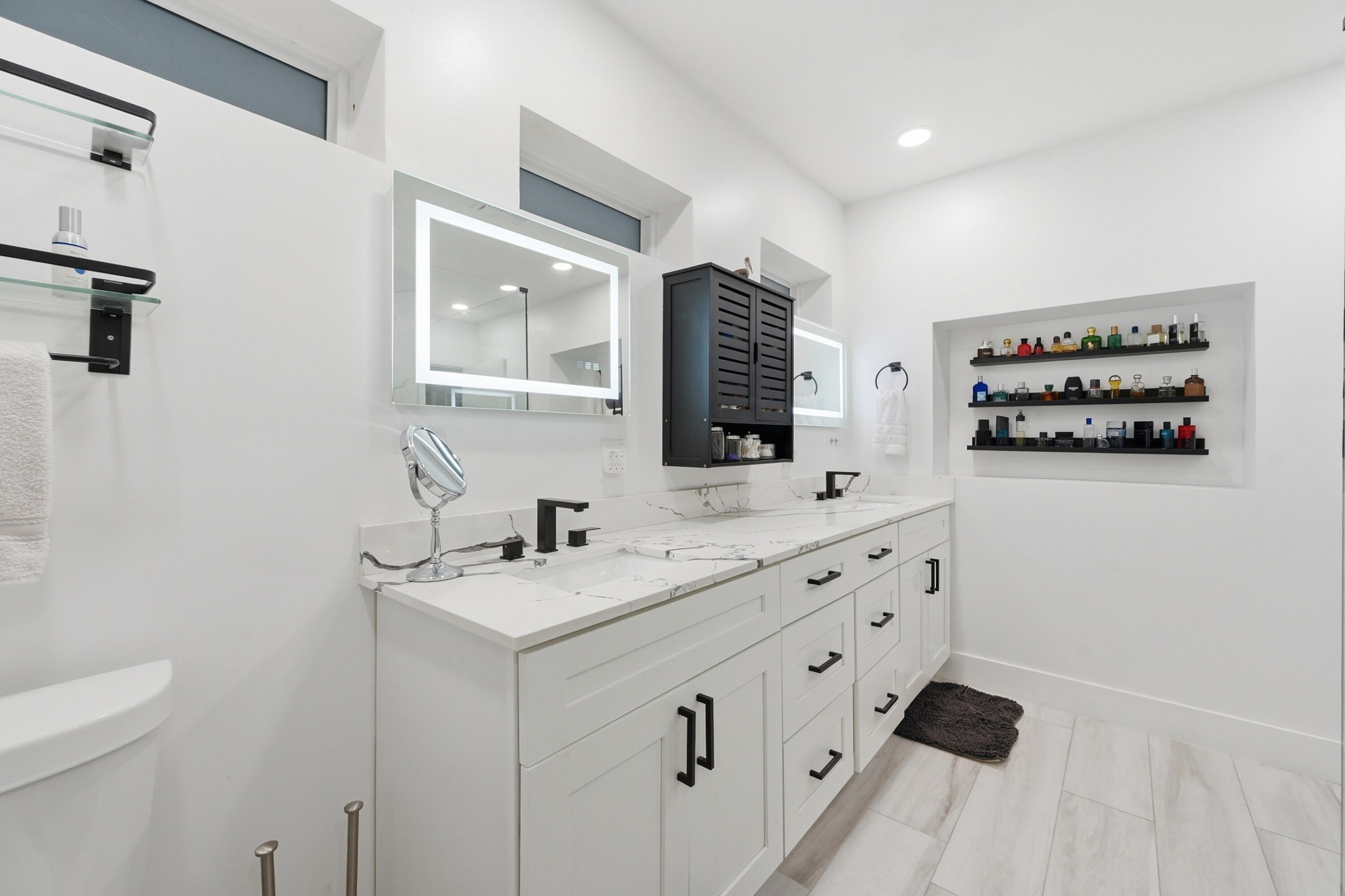 141 SE 8th Street