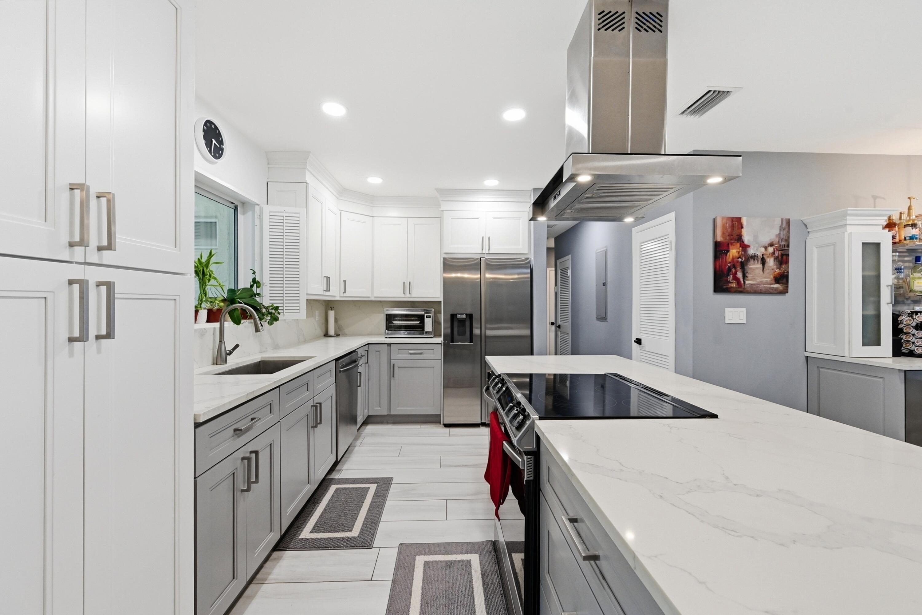 141 SE 8th Street
